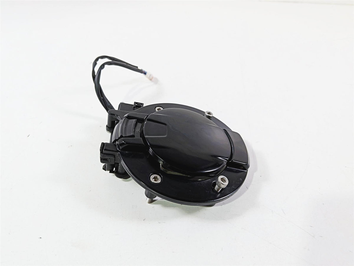 2020 Indian Challenger Limited Black Keyless Fuel Gas Cap Lid Set 2522356-Mototech271