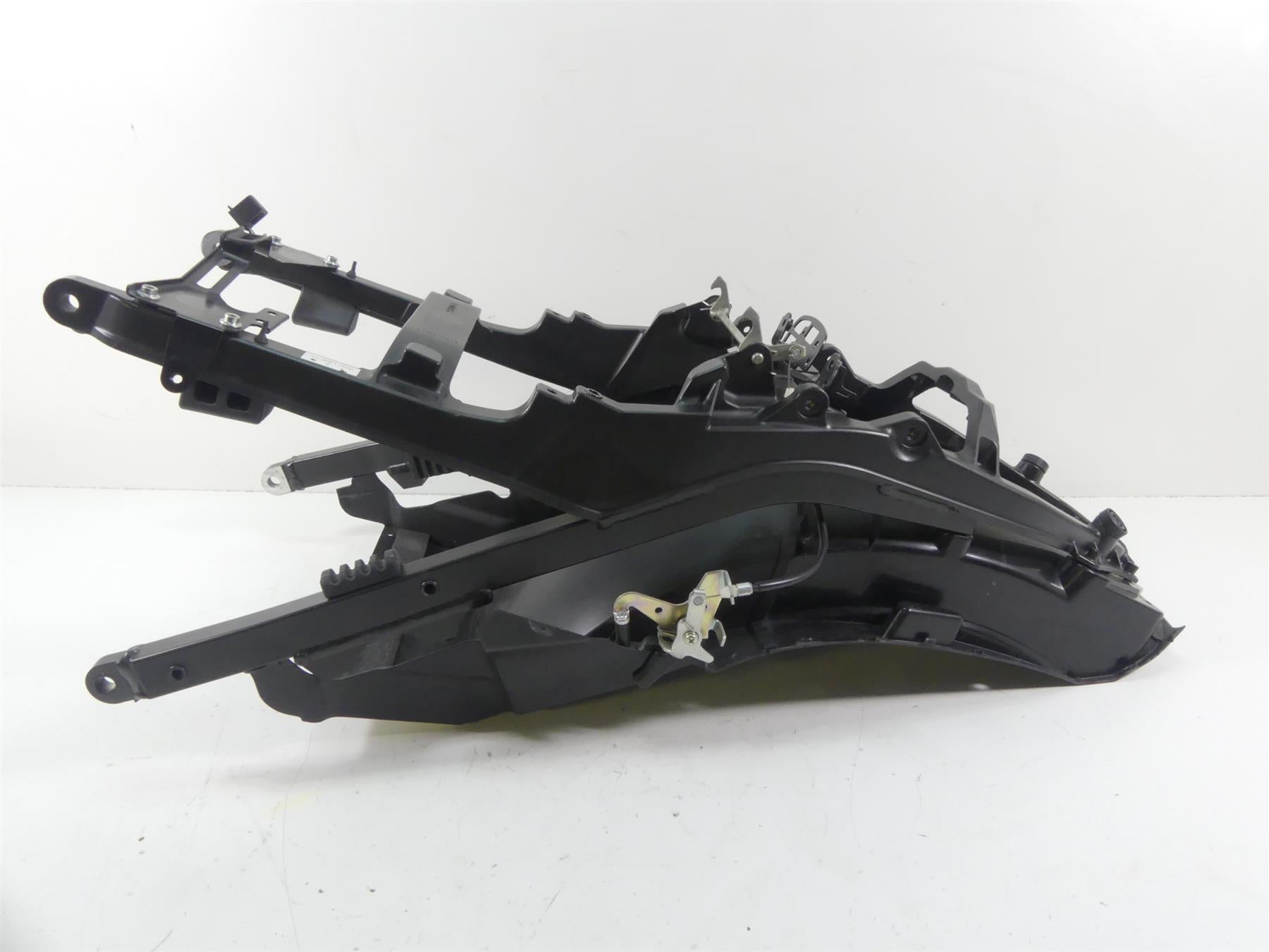 2013 Yamaha VMX17 V-Max 1700 Rear Subframe + Inner Fender 2S3-21190-00-00 {{ shop.shopifyCountryName }} - Mototech271