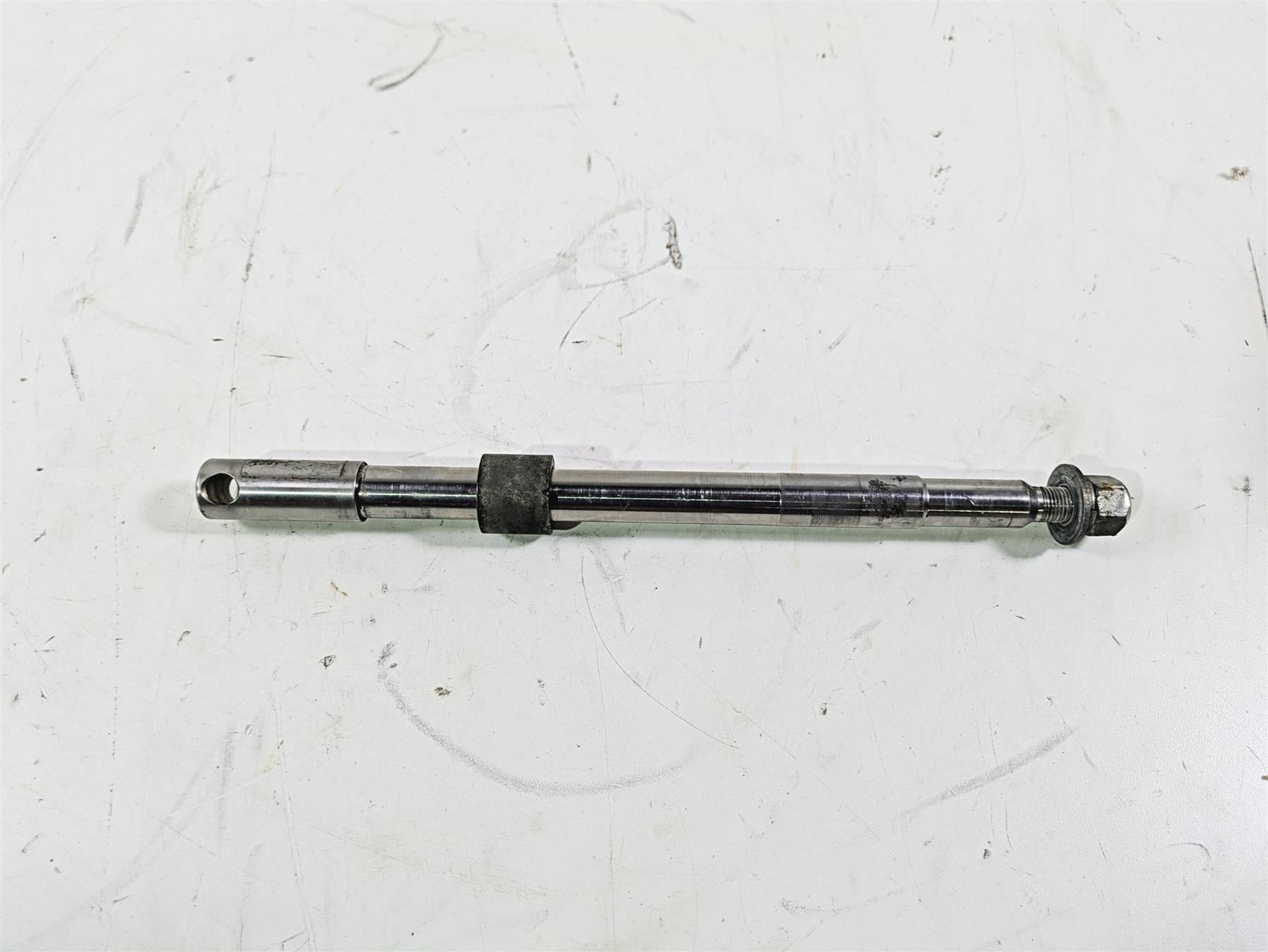 2004 Harley FLSTCI Softail Heritage Front Axle Wheel Spindle 3/4" 41584-86A {{ shop.shopifyCountryName }} - Mototech271