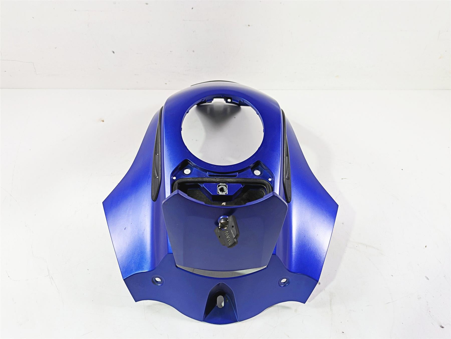 2015 BMW R1200 GS Adv K51 Center Fuel Tank Cover & Lid Racingblue 46638532242 {{ shop.shopifyCountryName }} - Mototech271