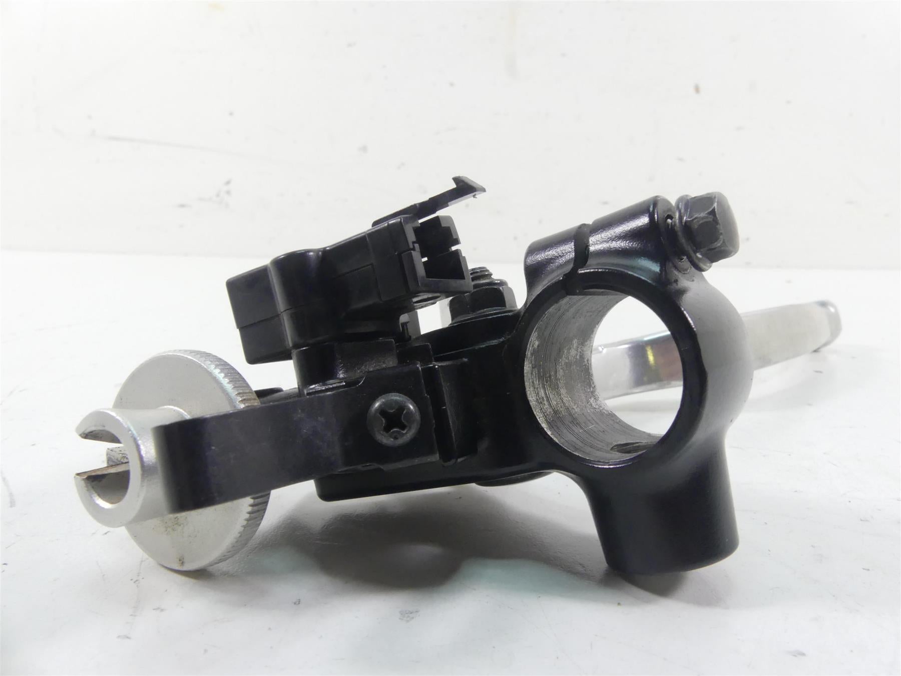 2022 Yamaha MT09 FZ09 Clutch Perch & Lever - Read 1B3-82911-00-00 {{ shop.shopifyCountryName }} - Mototech271
