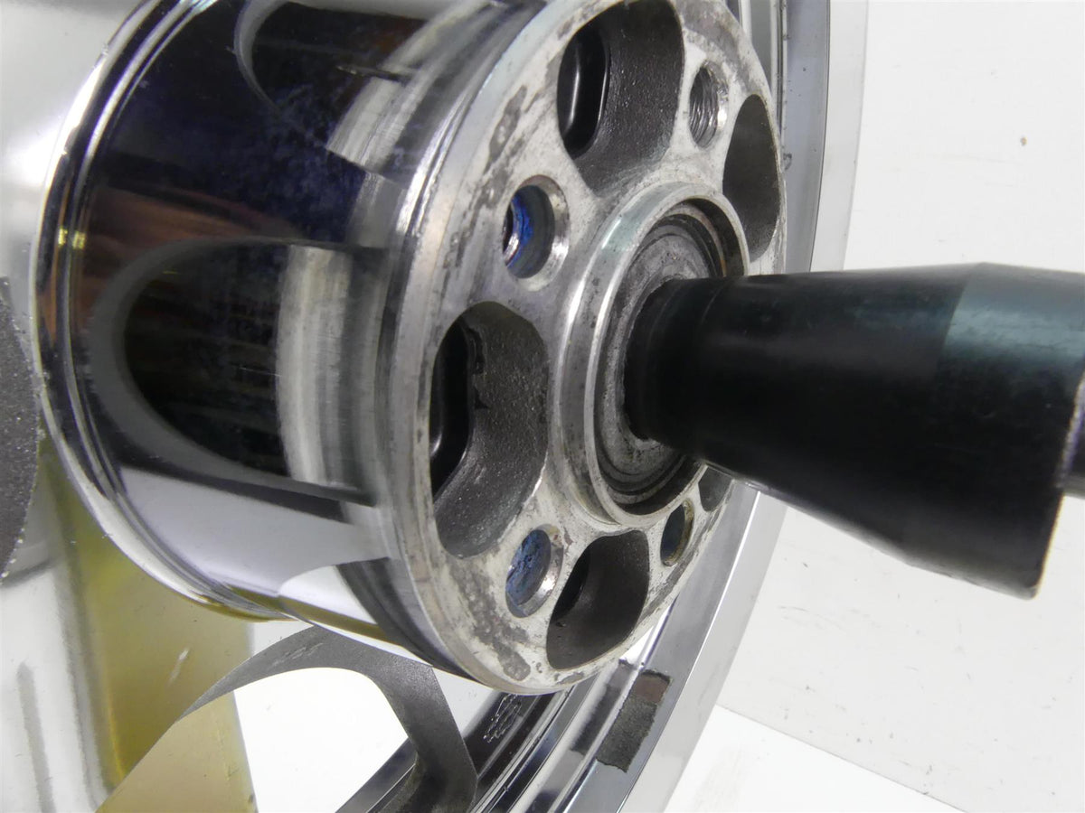 2005 Harley Touring CVO FLHTC SE Electra Glide Rear Wheel Rim 16x3 43846-02A {{ shop.shopifyCountryName }} - Mototech271
