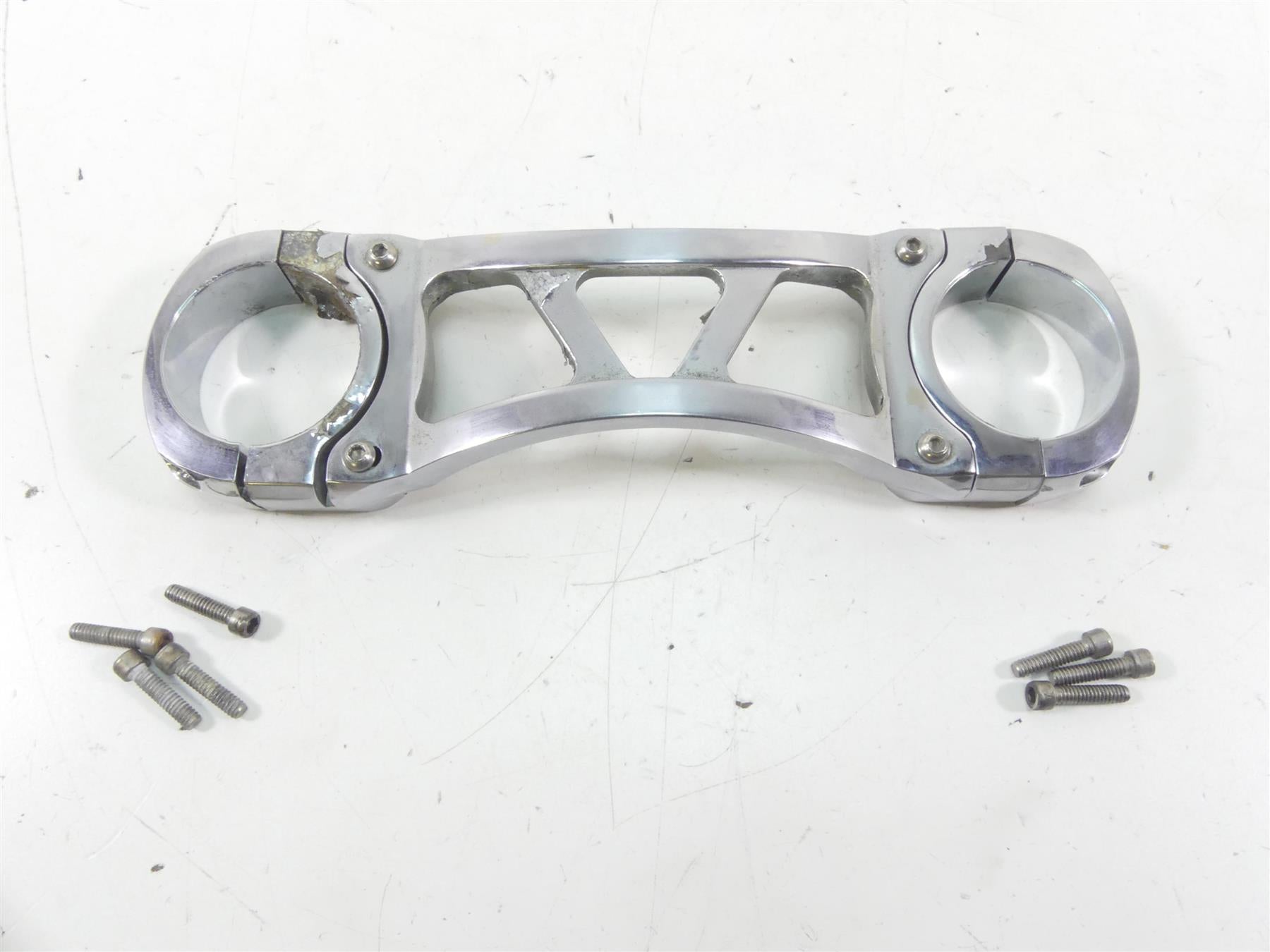 2002 Harley Softail FXSTDI Deuce Front Fork Chrome Support Bracket {{ shop.shopifyCountryName }} - Mototech271