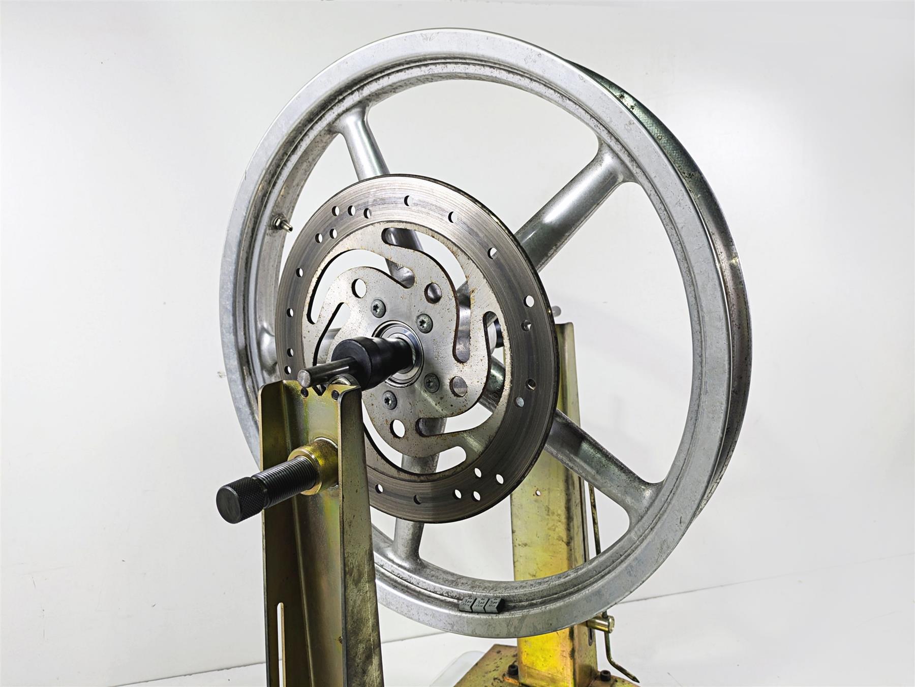 2009 Harley FXCWC Softail Rocker Straight 19x2.15 Front Wheel Rim 41526-08 {{ shop.shopifyCountryName }} - Mototech271