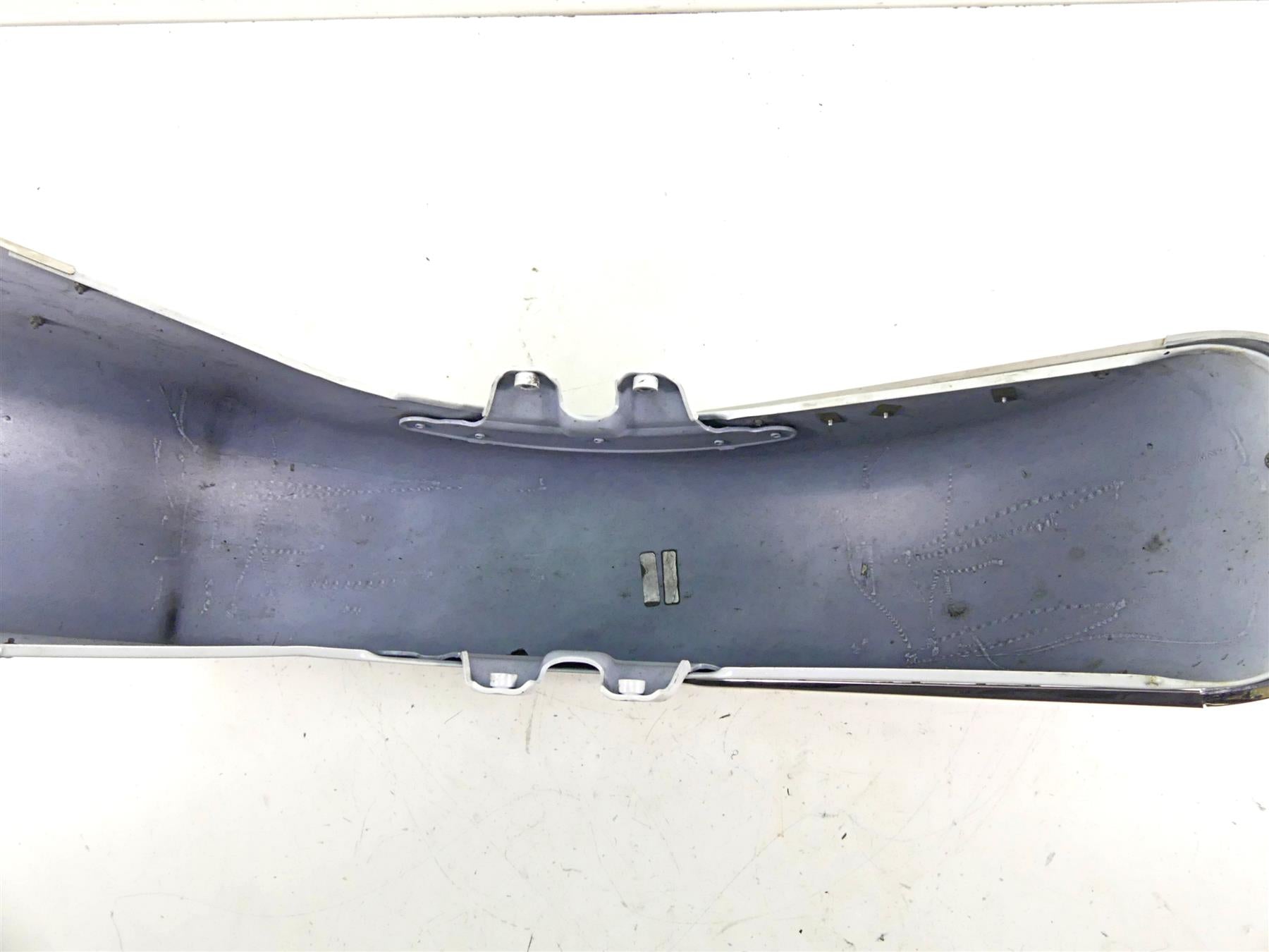 2010 Harley Touring FLHRC Road King Front Fender White Ice Pearl -Read 59087-00B {{ shop.shopifyCountryName }} - Mototech271