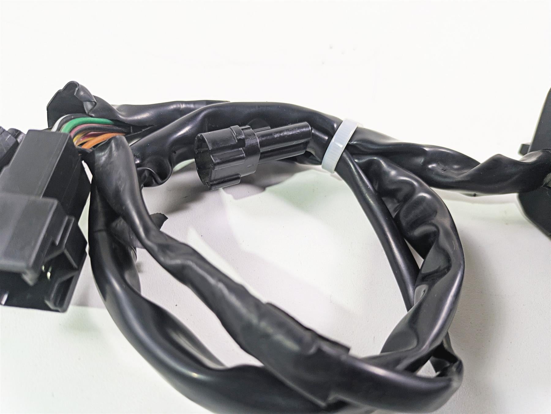 2016 Kawasaki ZX10R Ninja Left Hand Light Control Switch 46091