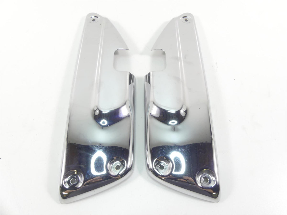 2013 Triumph Rocket 3 Touring Rear Chrome Guard Chrome Covers T2081436 T2081446 {{ shop.shopifyCountryName }} - Mototech271