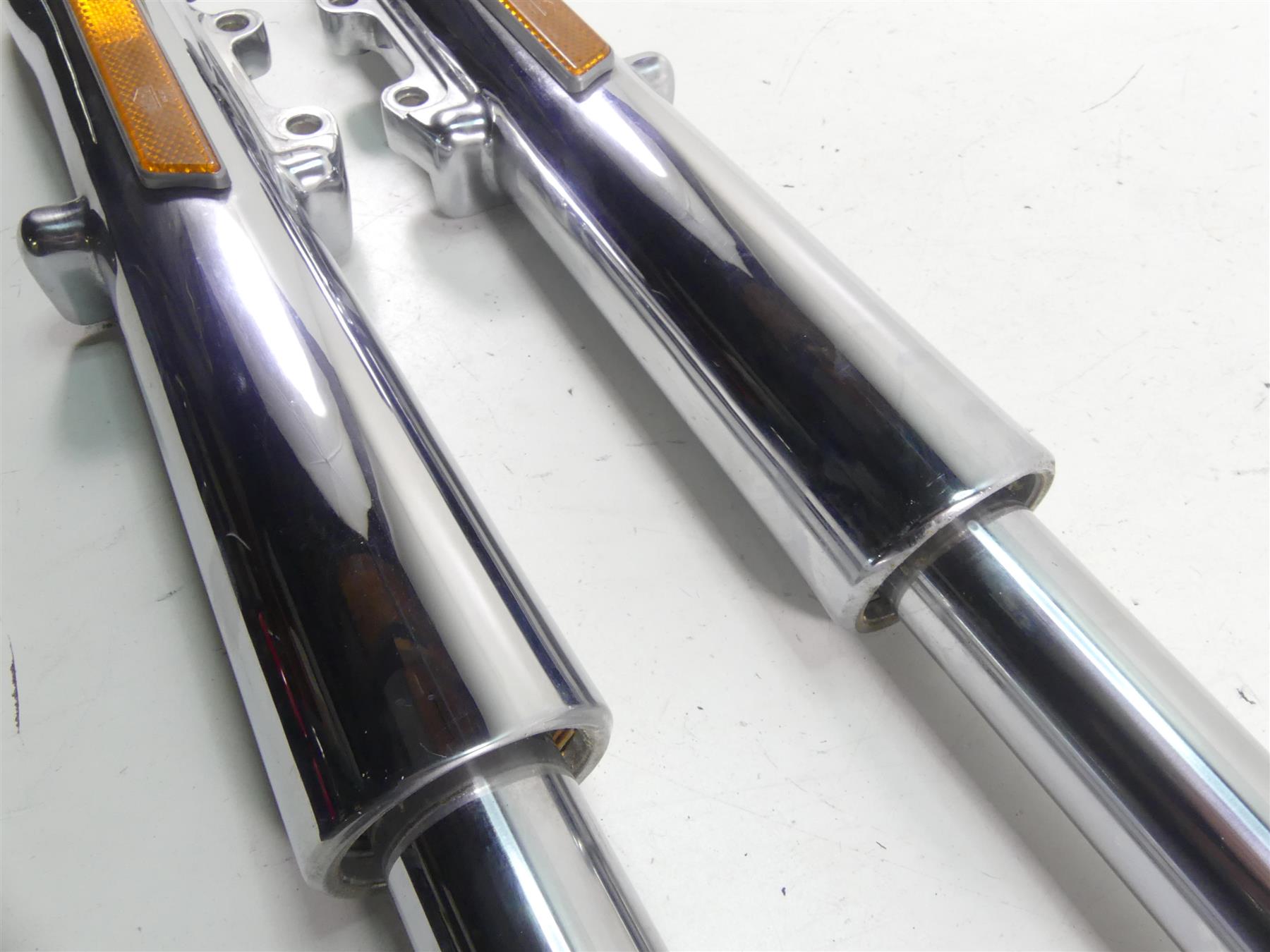 2005 Harley Touring CVO FLHTC SE Electra Glide Front 41mm Fork Leg Set 46530-04 {{ shop.shopifyCountryName }} - Mototech271
