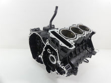 Load image into Gallery viewer, 2020 Triumph Speed Triple RS 1050 Crank Case Crankcase Motor Piston T1162225
