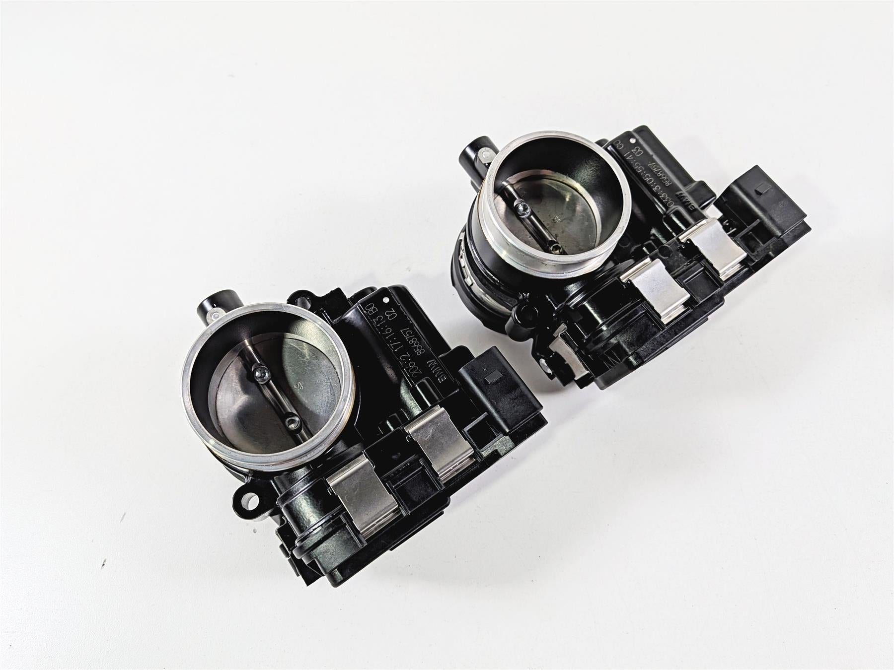 2023 BMW R1250RT RTP K52 Left Right Black Throttle Body Set 13548568757 {{ shop.shopifyCountryName }} - Mototech271