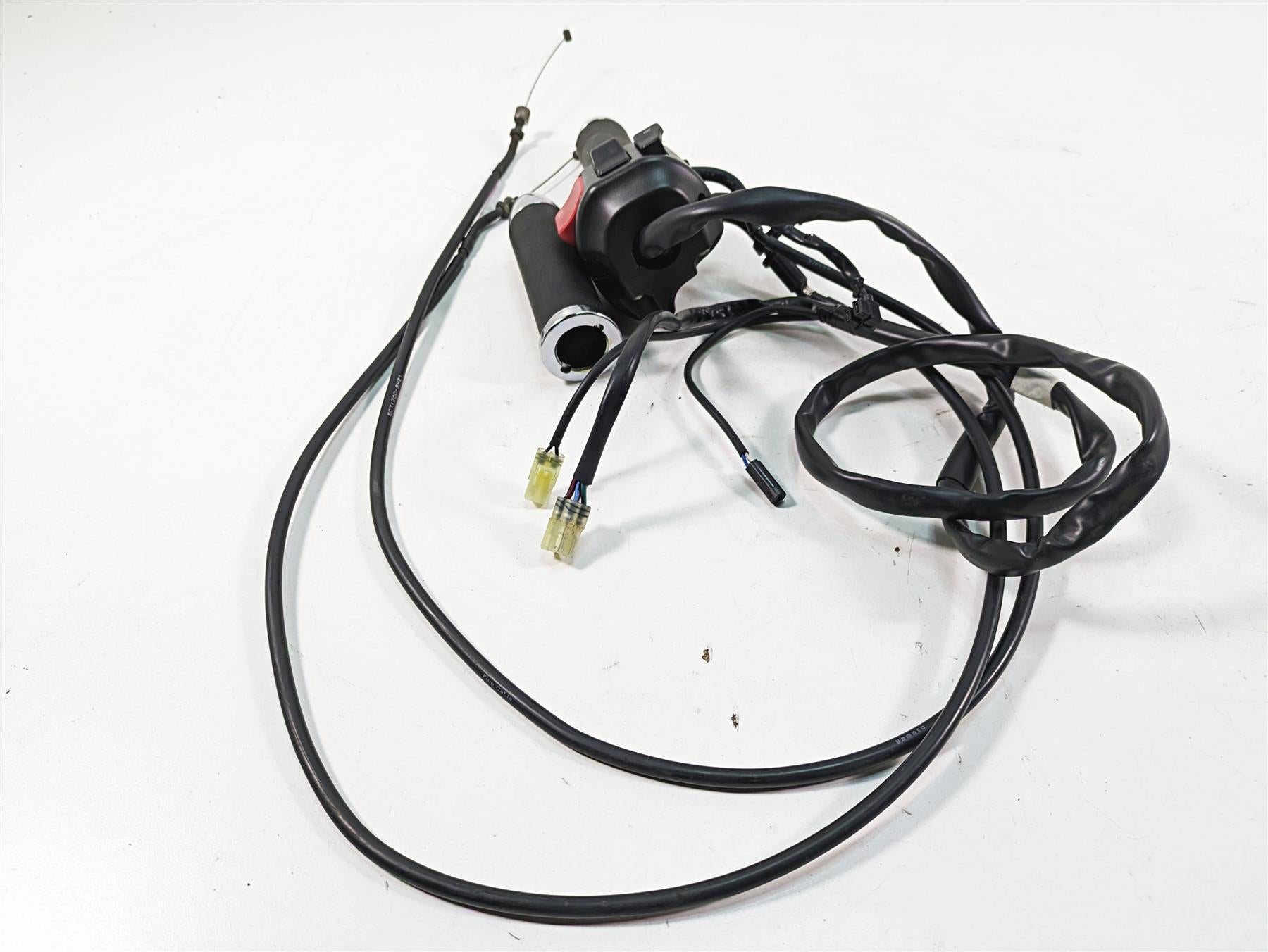 2009 Yamaha XV1900 Raider Right Hand Control Switch -Read 5C7-83973-20-00 {{ shop.shopifyCountryName }} - Mototech271