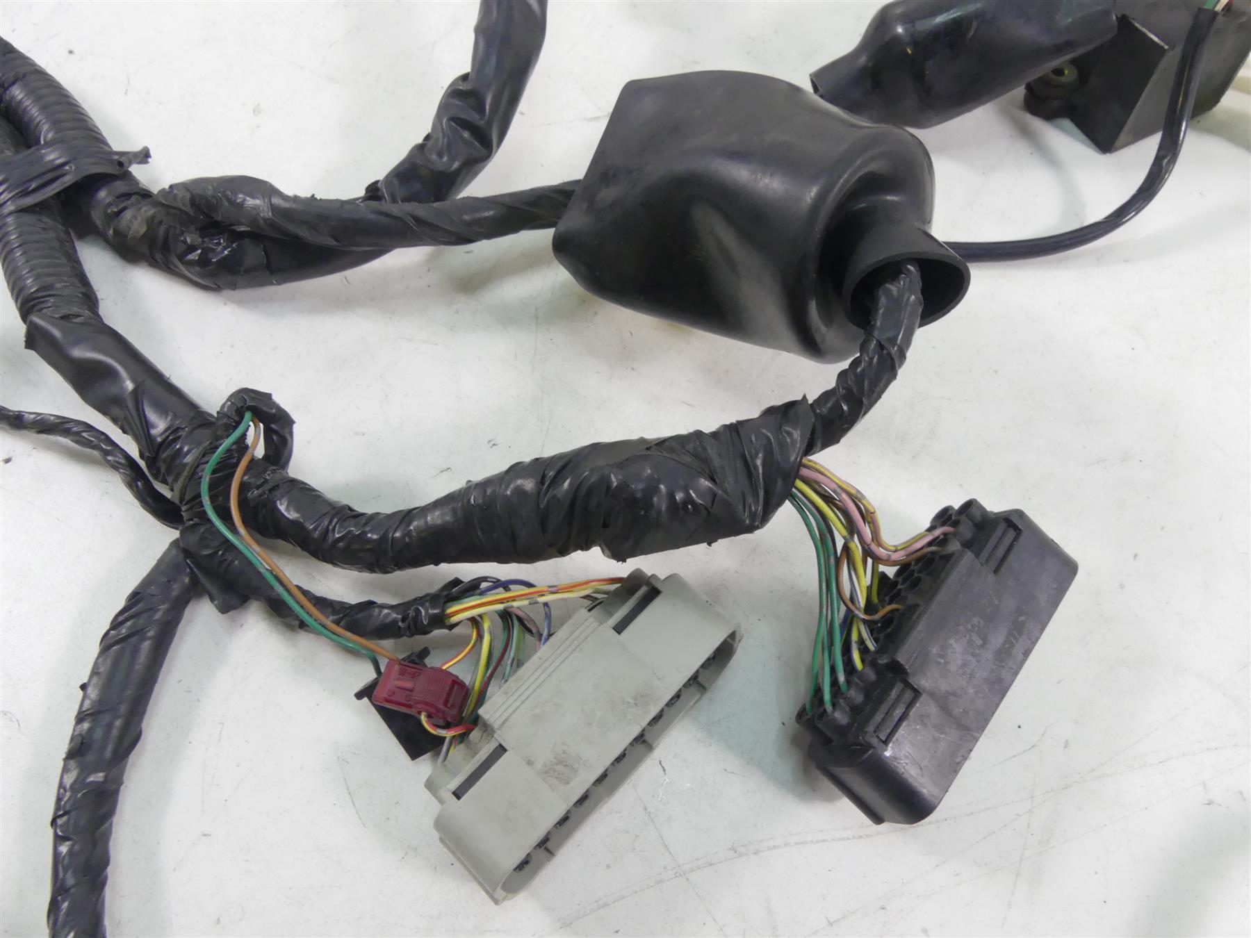 2003 Honda VTX1800R Main Wiring Harness Loom - No Cuts 32100-MCV-670 {{ shop.shopifyCountryName }} - Mototech271