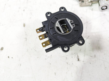 2002 Harley FLSTC Softail Heritage Ignition Switch Steering Lock 2 Keys 71313-96 {{ shop.shopifyCountryName }} - Mototech271