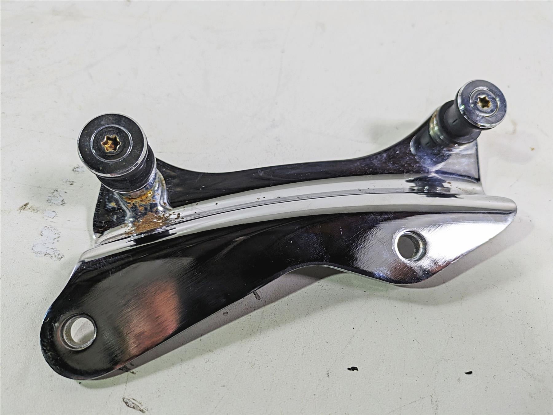 2020 Harley Touring FLHT Electra Glide 4 Point Tour Pak Docking Set 52300353 {{ shop.shopifyCountryName }} - Mototech271