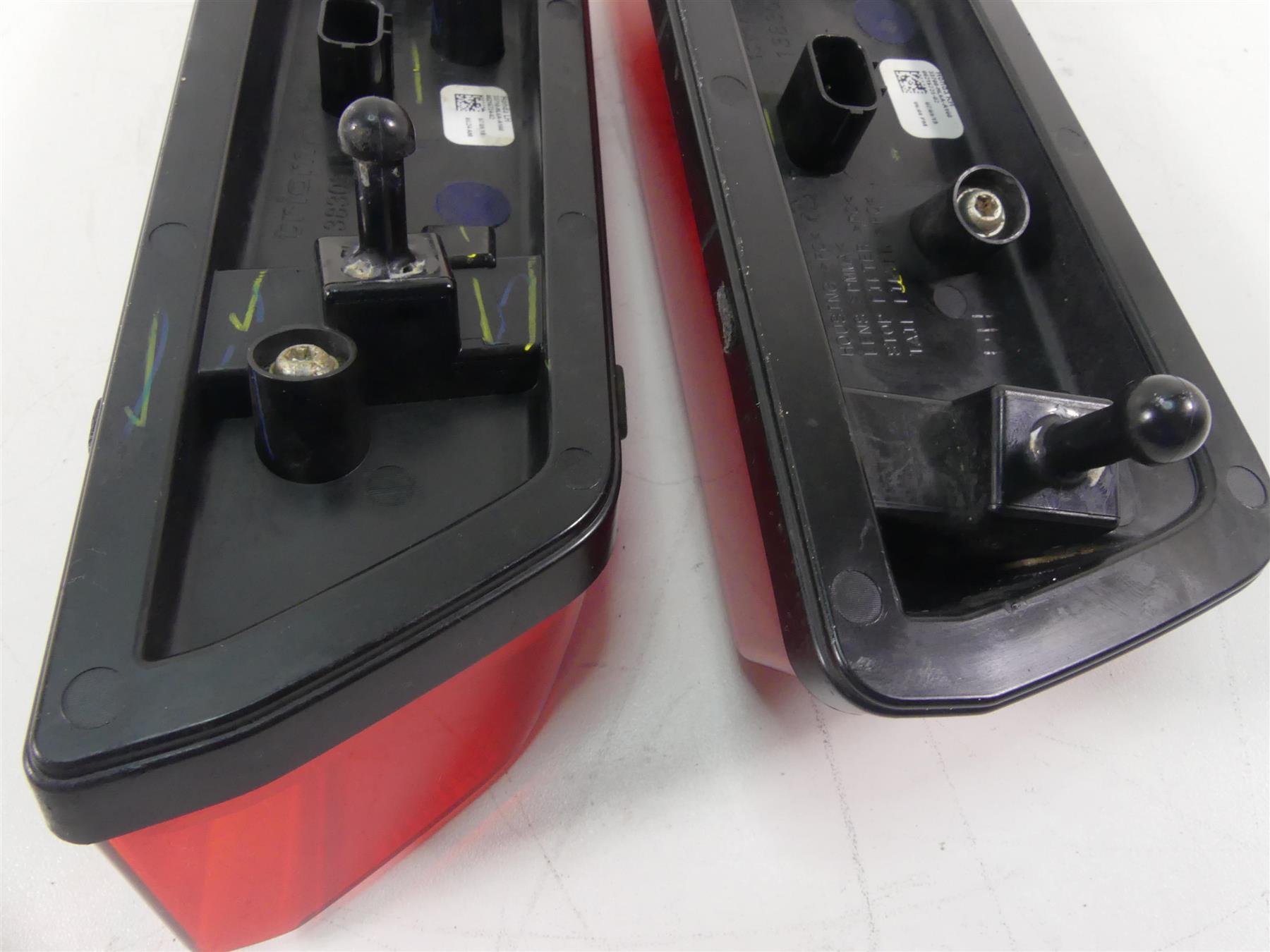 2020 Honda Talon SXS1000R S2R Taillight Tail Light Rear Lamp Set 33700-HL6-A01 {{ shop.shopifyCountryName }} - Mototech271