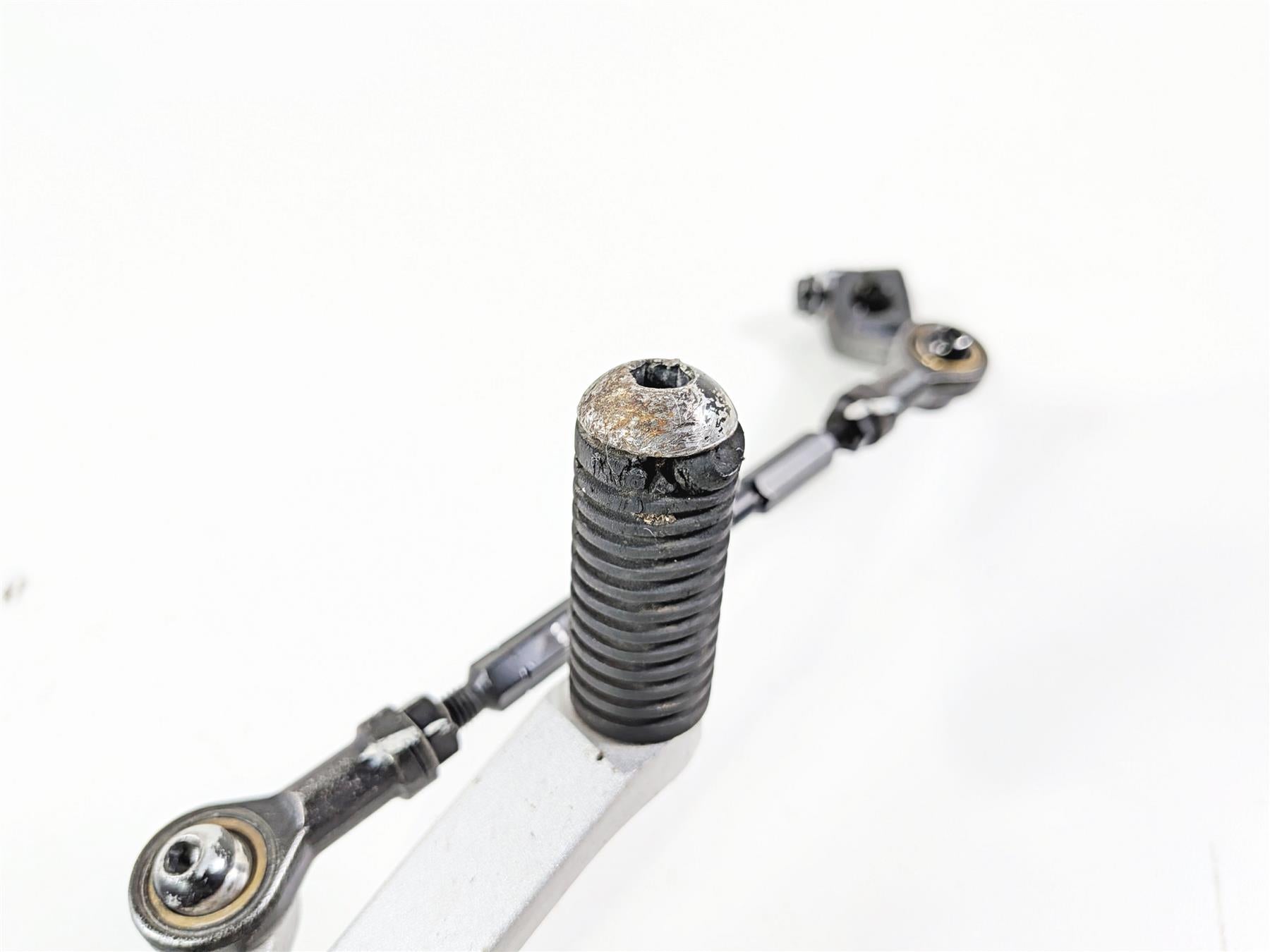 2025 CFMoto 450 SS Left Footpeg & Shifter Set 6AQV-142600-1001 6AQV-141030-1000 {{ shop.shopifyCountryName }} - Mototech271