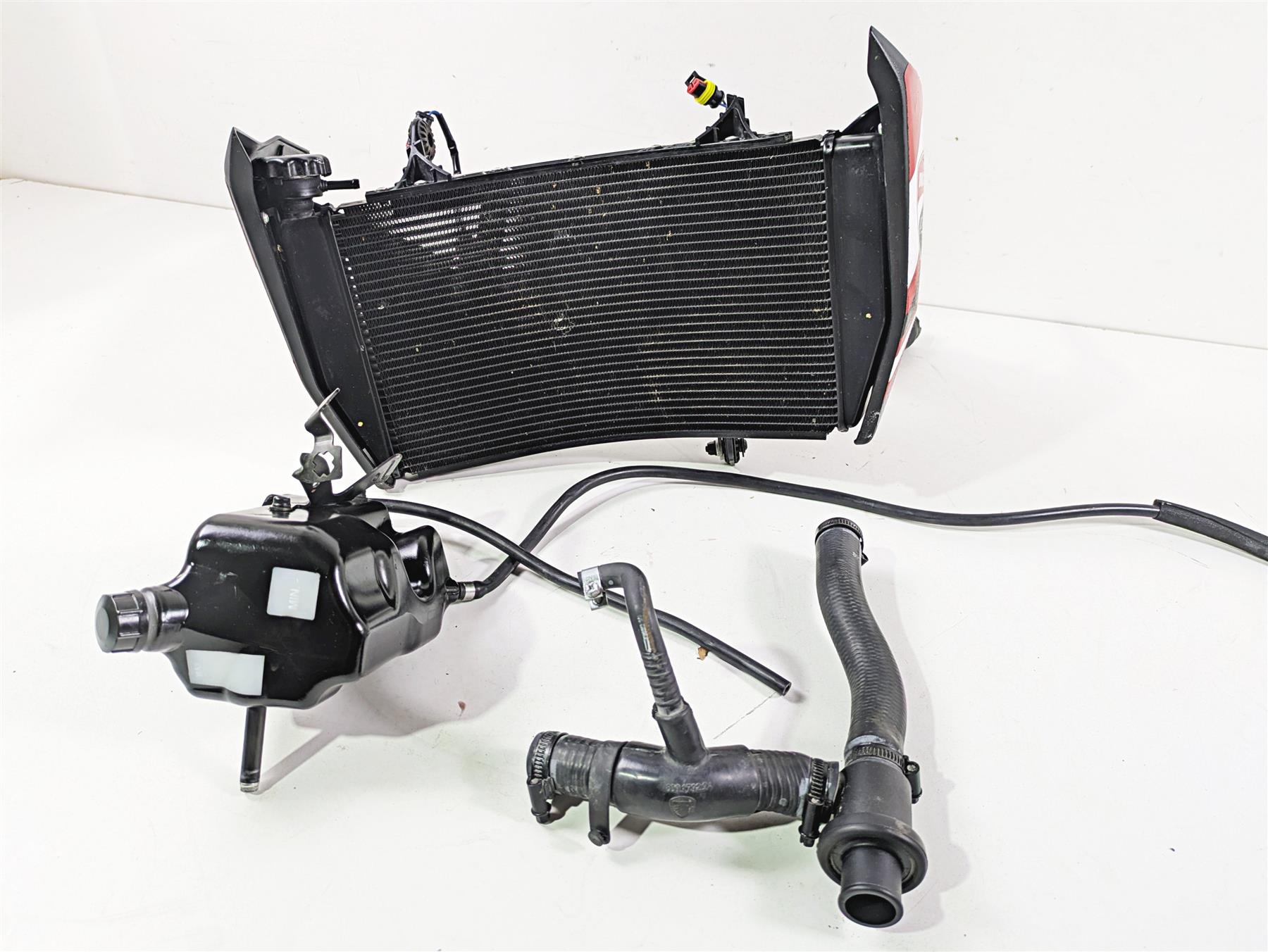 2022 Ducati Hypermotard 950 Radiator Fans Reservoir Hoses Set READ 54841156A
