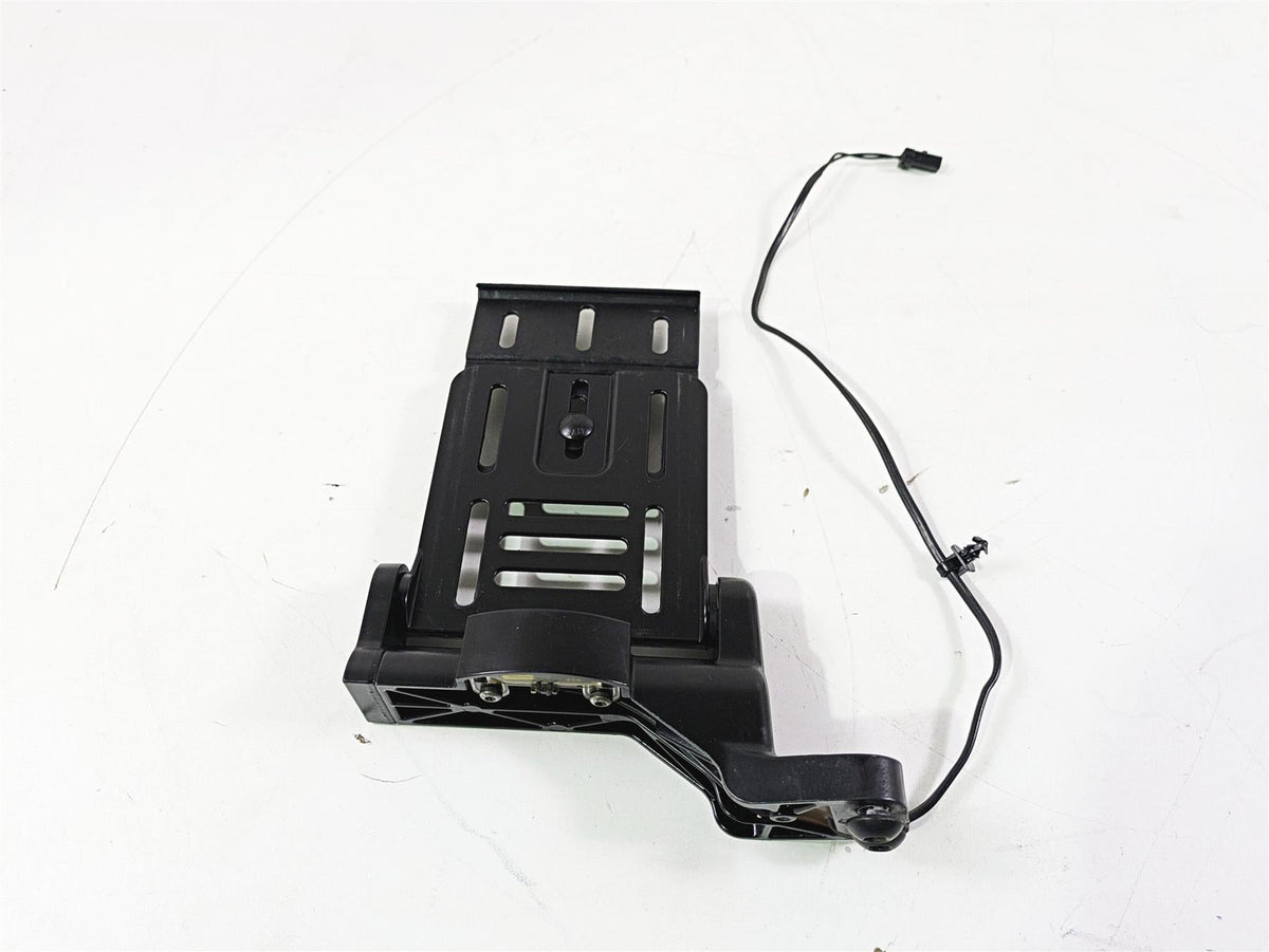 2010 Harley VRSCF Muscle Rod Side License Plate Holder Mount 69390-09 {{ shop.shopifyCountryName }} - Mototech271