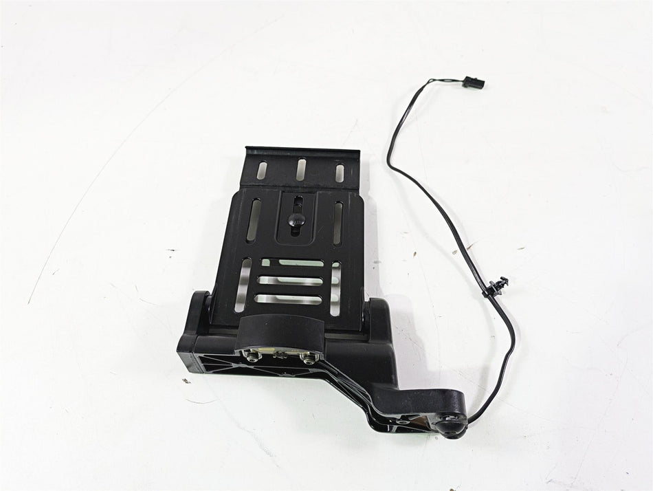 2010 Harley VRSCF Muscle Rod Side License Plate Holder Mount 69390-09 {{ shop.shopifyCountryName }} - Mototech271