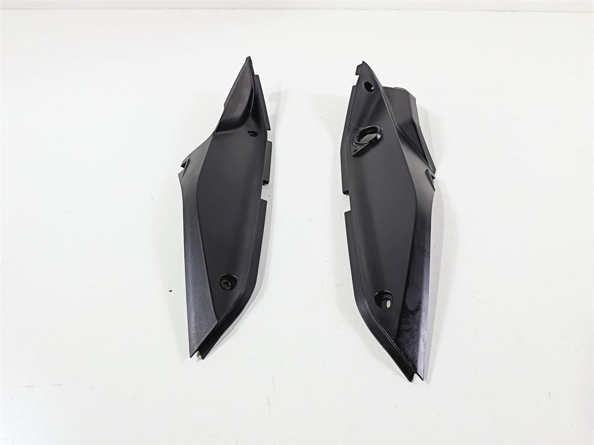 2016 Ducati Hypermotard 939 SP Tail Side Cover Fairing Set 48211722A 48211742A-Mototech271