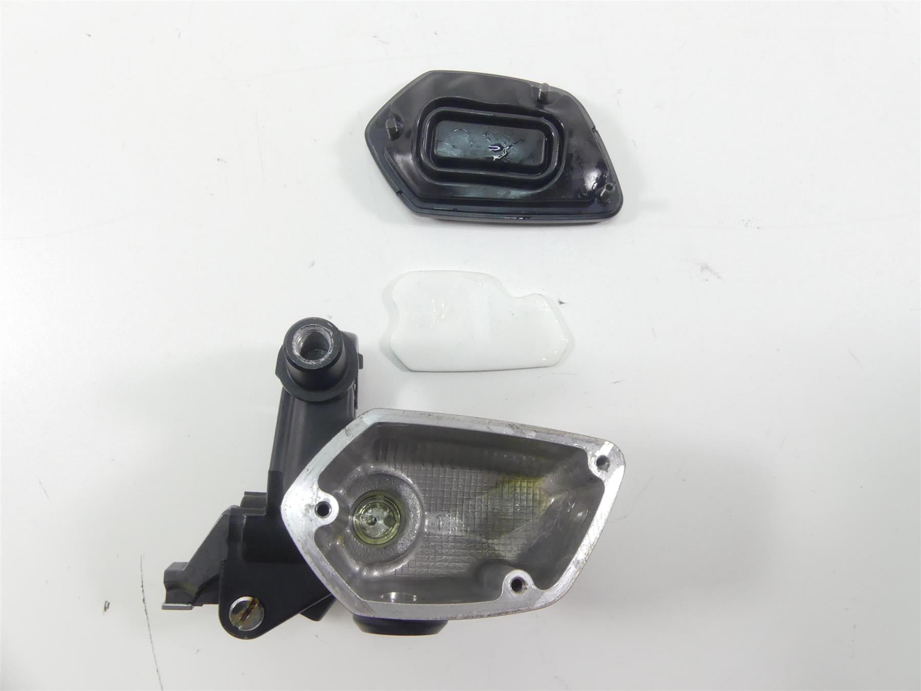2016 BMW S1000XR K49 Nissin Front Brake Master Cylinder 32728548389 {{ shop.shopifyCountryName }} - Mototech271