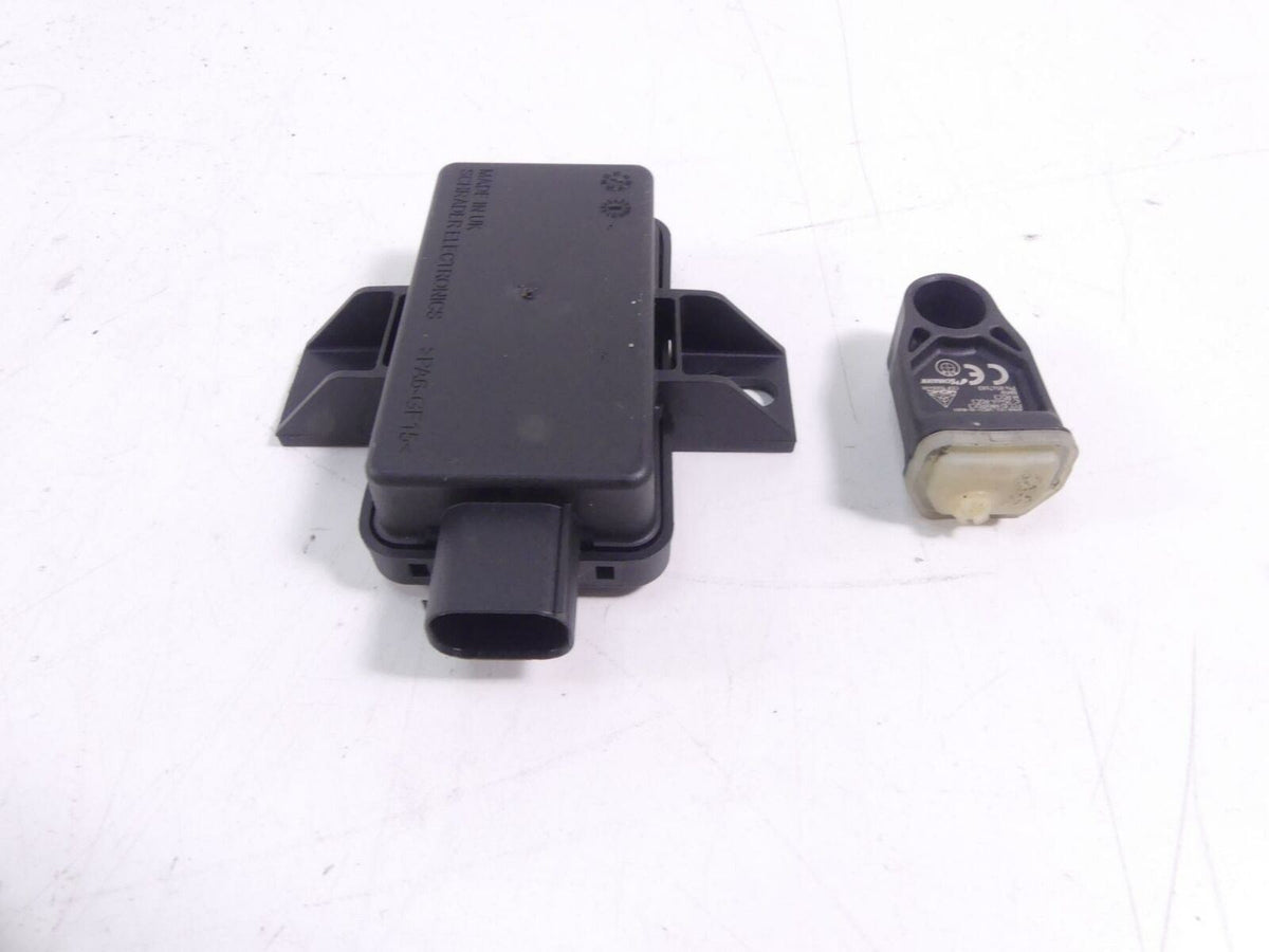 2018 BMW K1600 Bagger Tire Pressure Sensor Rdc Module 36318567683 65758546222 {{ shop.shopifyCountryName }} - Mototech271