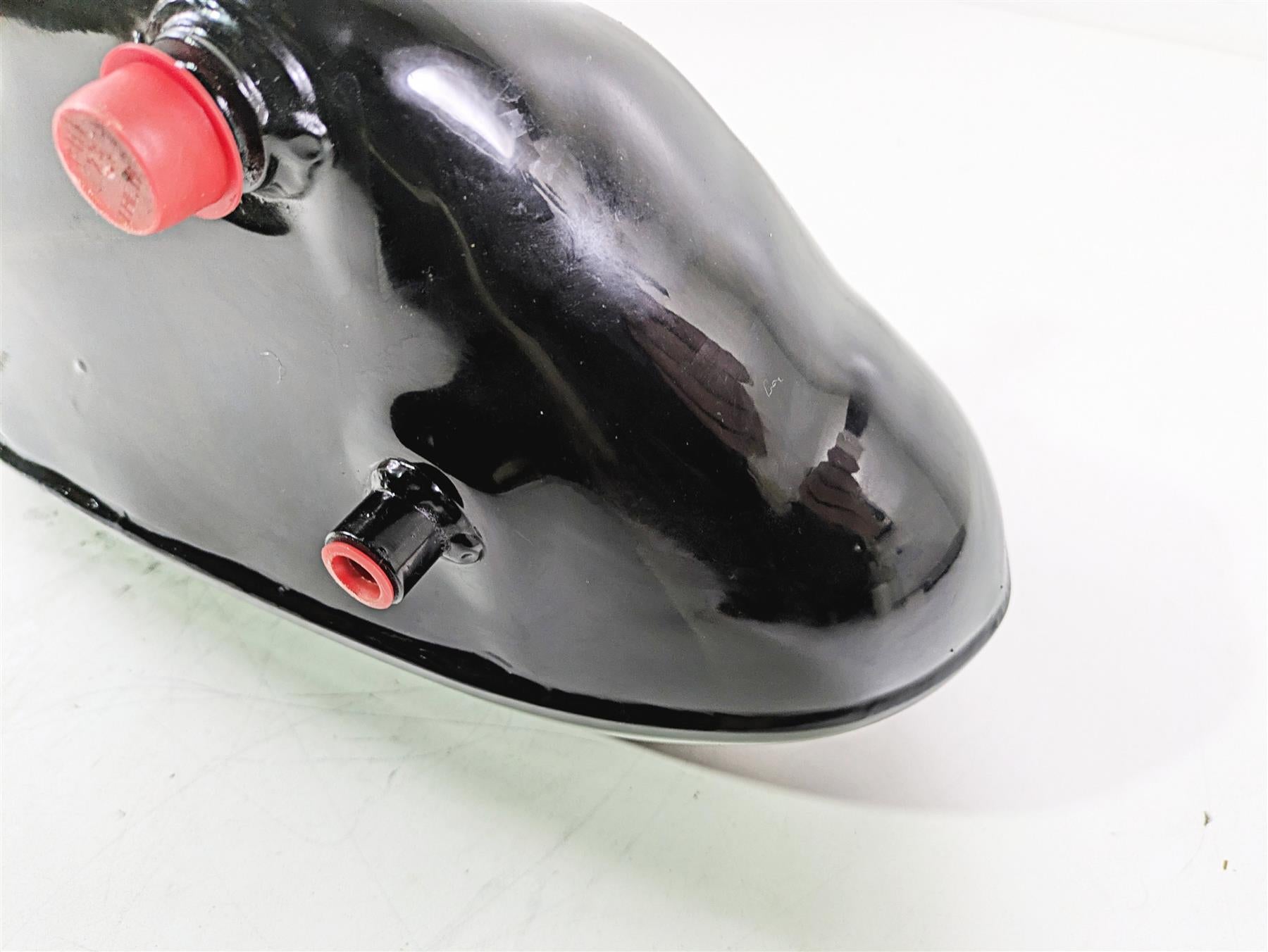 2006 Triumph Rocket 3 Side Oil Tank Reservoir & Lid T1210259 {{ shop.shopifyCountryName }} - Mototech271
