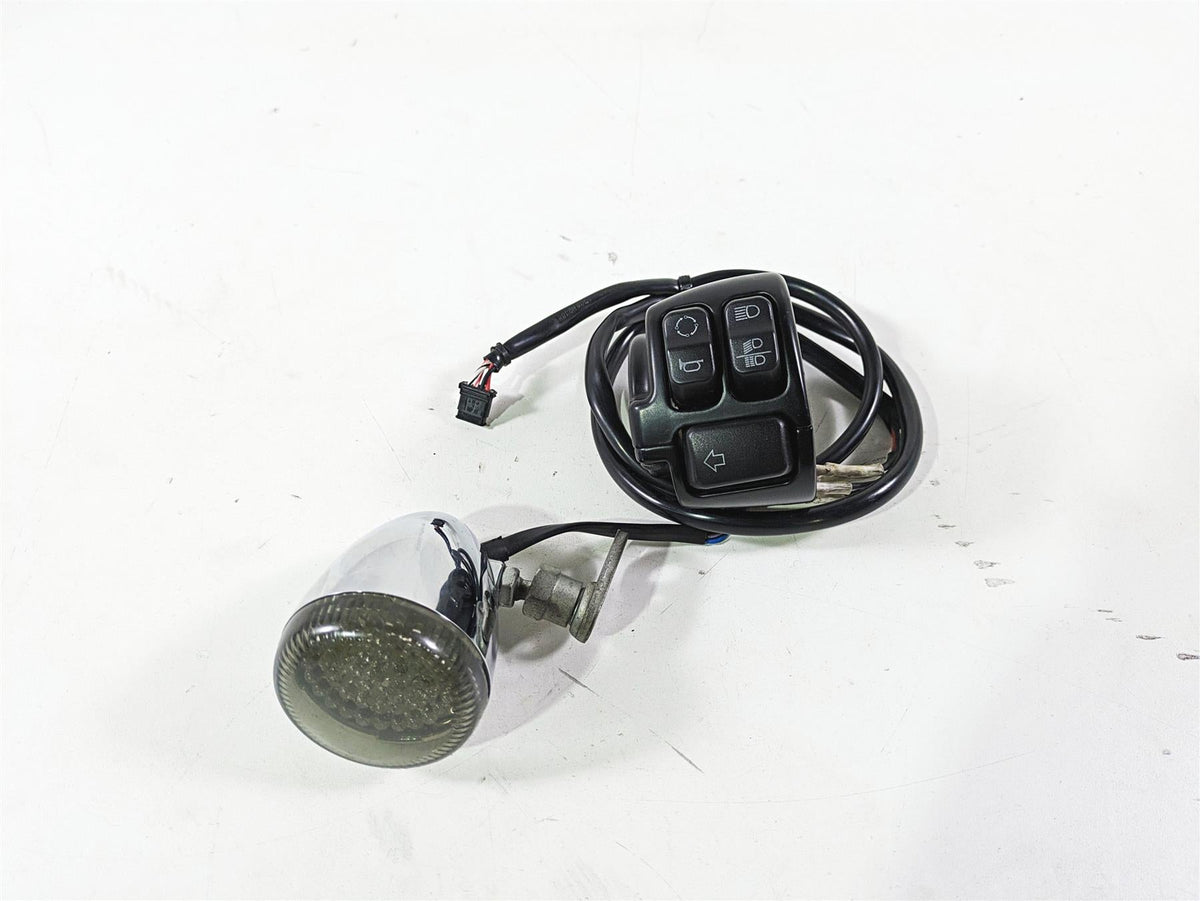 2017 Harley Dyna FXDB Street Bob Left Control Switch & Blinker -READ 71500372A {{ shop.shopifyCountryName }} - Mototech271