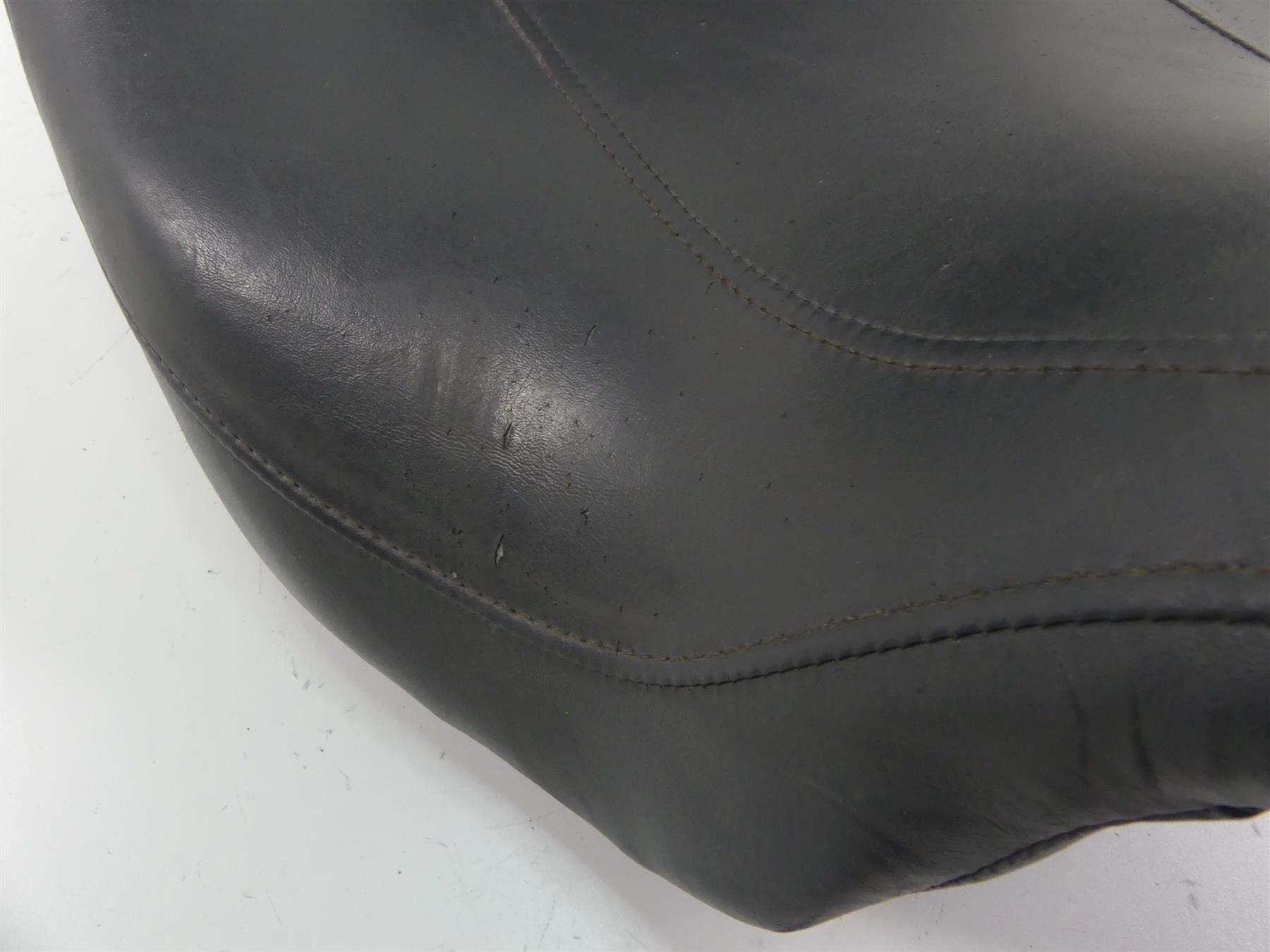 2012 Harley Touring FLHTP Electra Glide Dual Driver Seat Saddle -Read 52164-10 {{ shop.shopifyCountryName }} - Mototech271