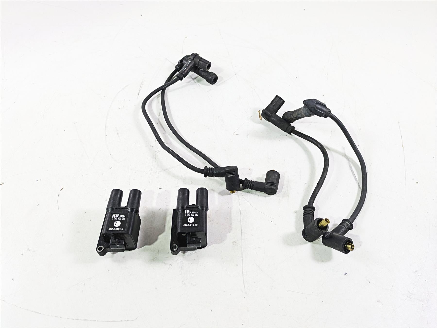 2009 Ducati Monster 1100 S Ignition Coil Wire Plug Set Beru 38040101C | Mototech271
