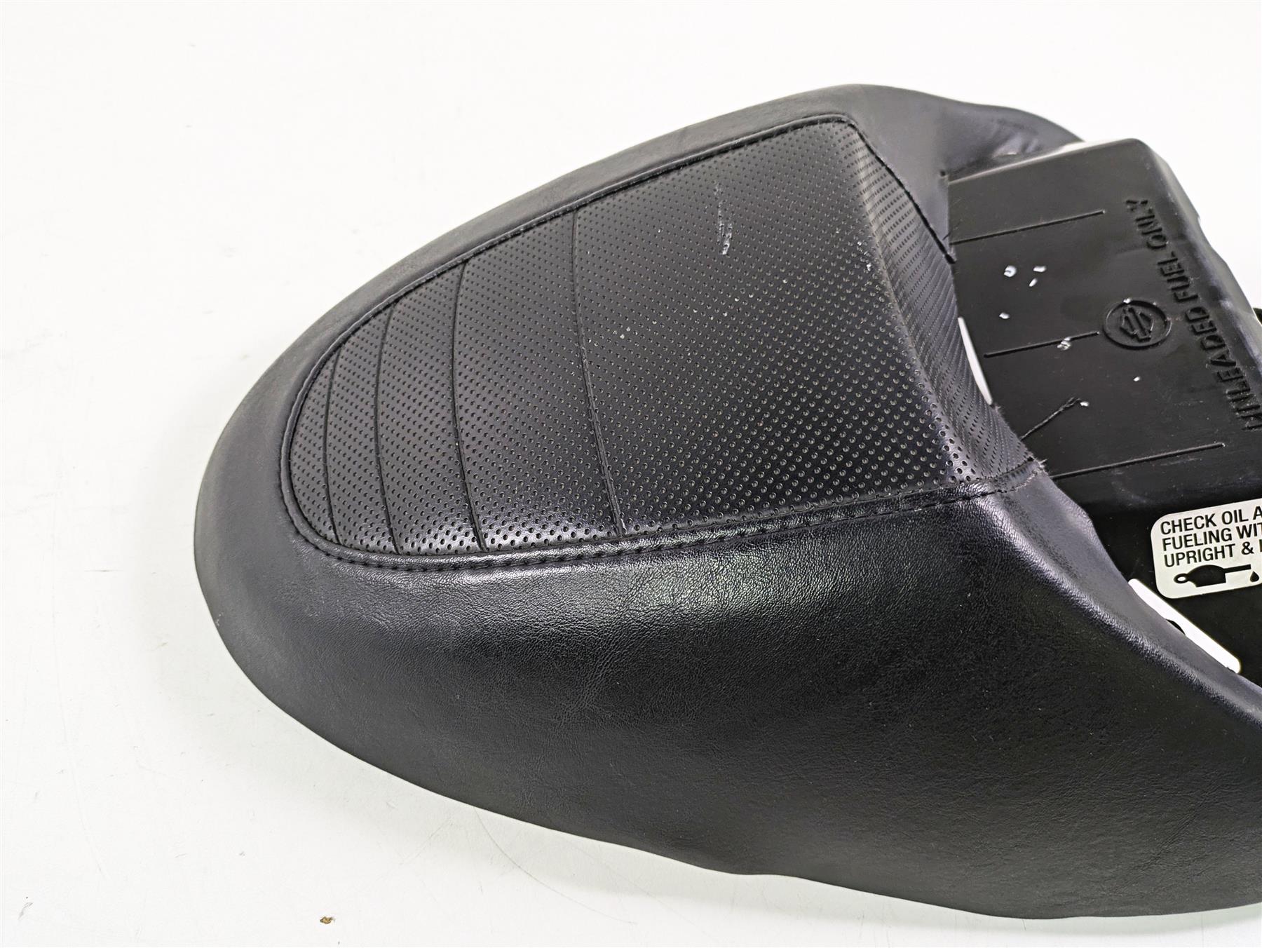 2006 Harley VRSCR Street V-Rod Rear Passenger Seat Saddle 52416-06 {{ shop.shopifyCountryName }} - Mototech271