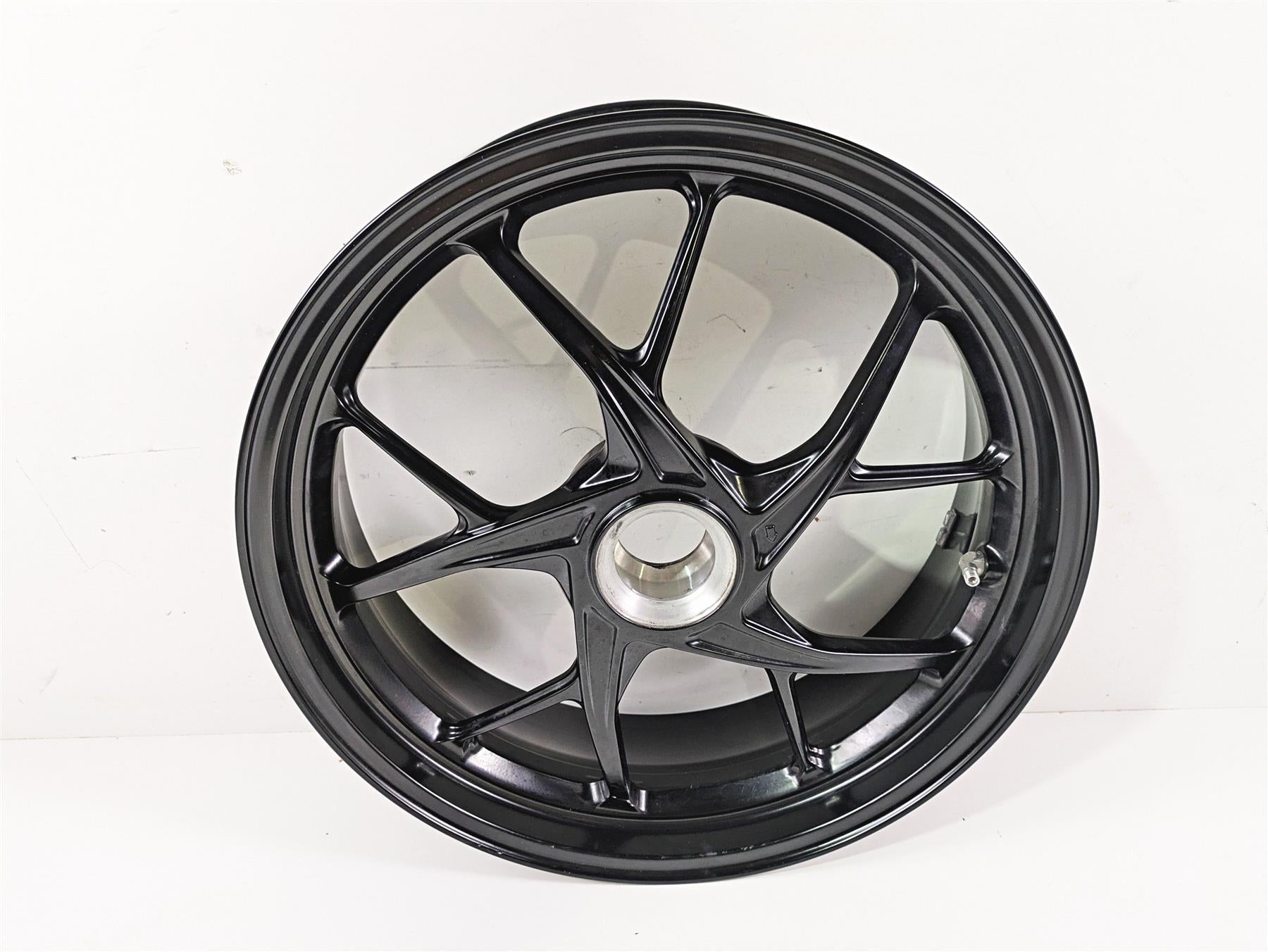 2022 Ducati Streetfighter V2 Straight Rear Wheel Rim 17x5.5 50212181AA {{ shop.shopifyCountryName }} - Mototech271