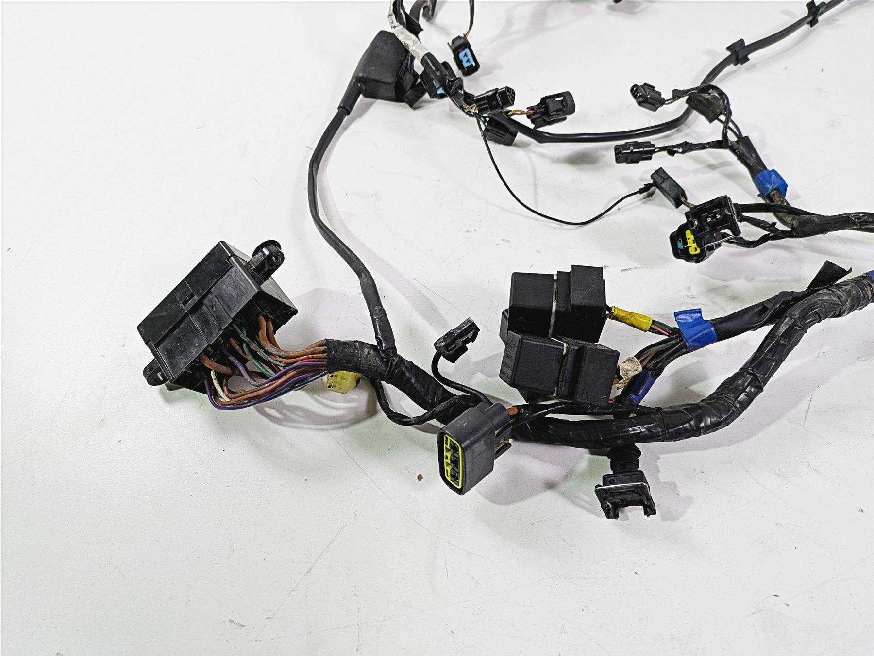 2006 Triumph Rocket 3 Main & Sub Wiring Harness Loom - No Cuts T2502390 {{ shop.shopifyCountryName }} - Mototech271