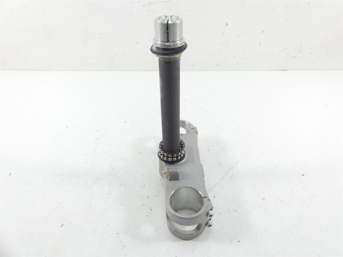 2020 Ducati Multistrada 1260 Enduro Lower Triple Tree Steering Clamp 34221141AA {{ shop.shopifyCountryName }} - Mototech271