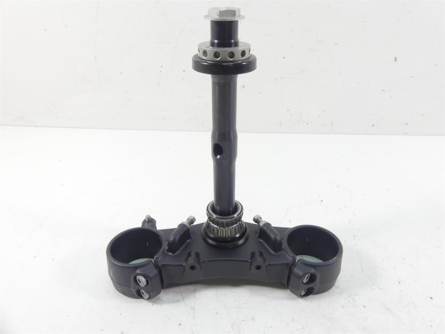 2015 KTM 1290R Super Duke Lower Triple Tree Steering Clamp 6130103202933S {{ shop.shopifyCountryName }} - Mototech271