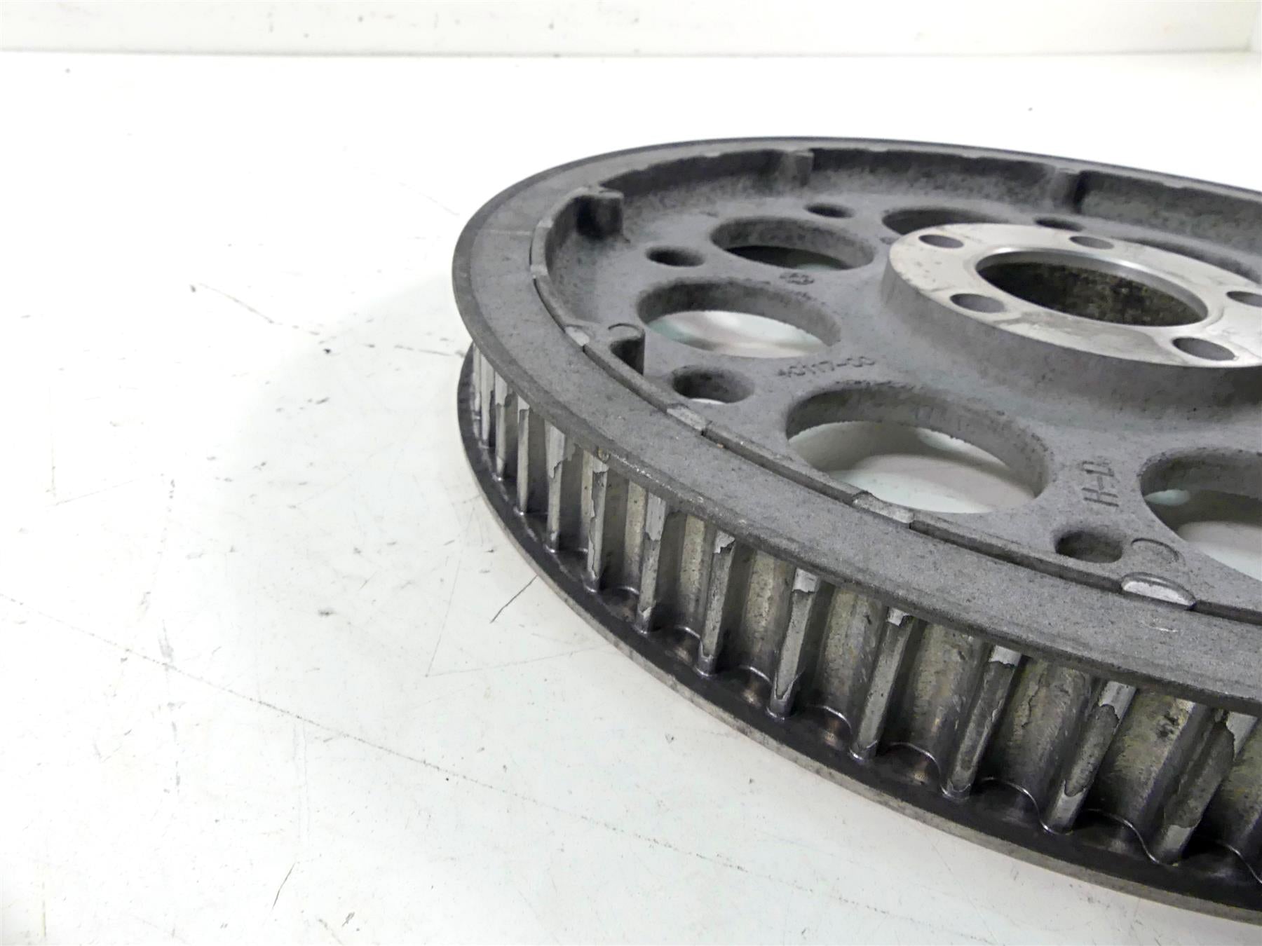2006 Harley Touring FLHTCU SE E-Glide Rear Drive Belt Pulley 70T 40117-00 {{ shop.shopifyCountryName }} - Mototech271