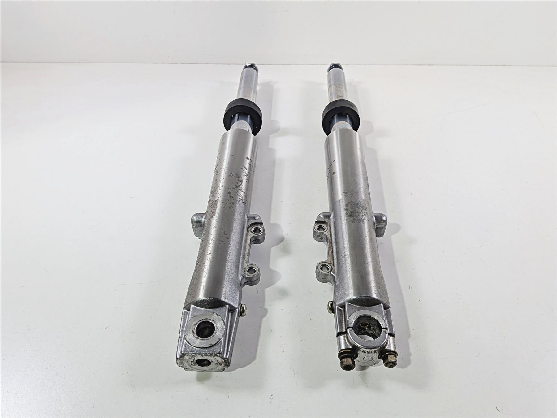 2004 Harley Touring FLTRI Road Glide Straight 41mm Front Fork Legs 46495-02A-Mototech271