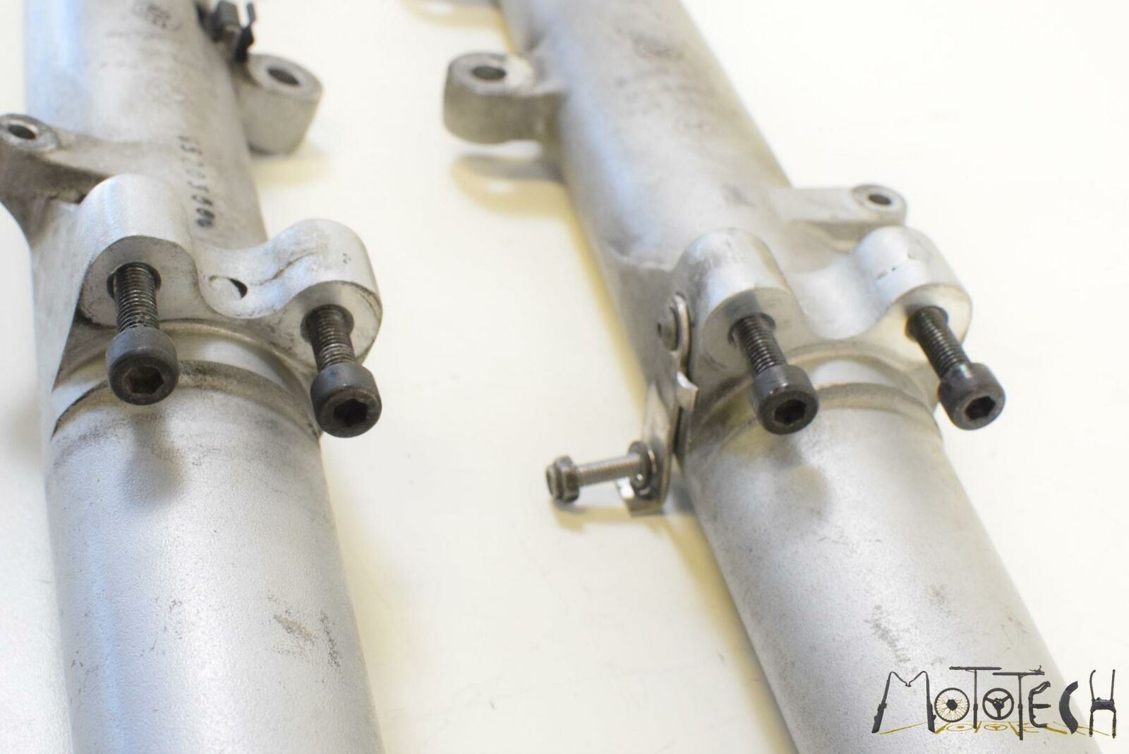 1996 BMW R1100RT R1100 259T Front STRAIGHT Forks Fork Leg SET 31422330558 {{ shop.shopifyCountryName }} - Mototech271