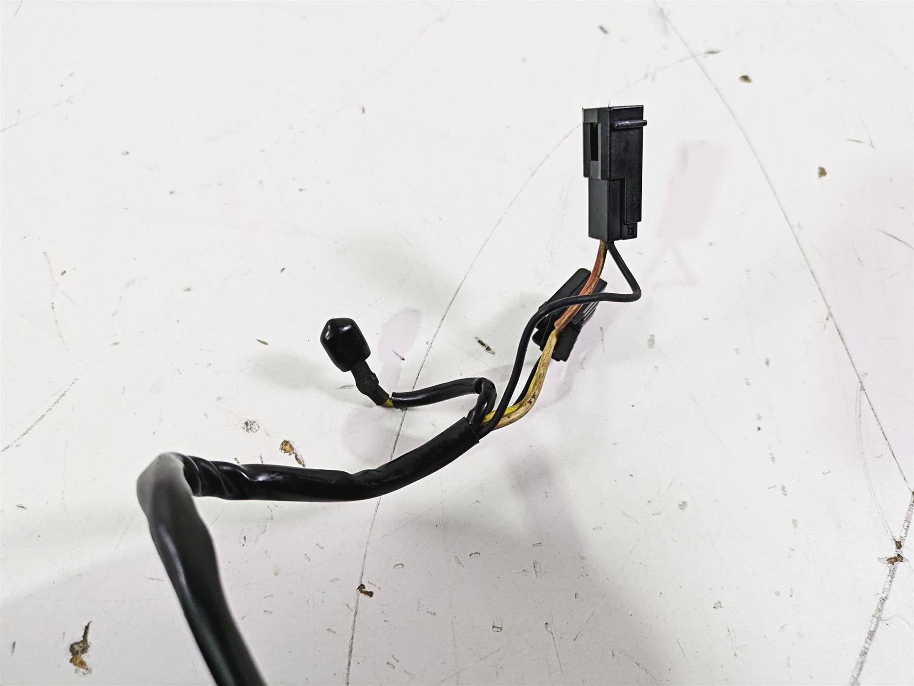 2005 Harley Softail FLSTSCI Heritage Springer Headlight Head Light Lamp 69769-05 {{ shop.shopifyCountryName }} - Mototech271