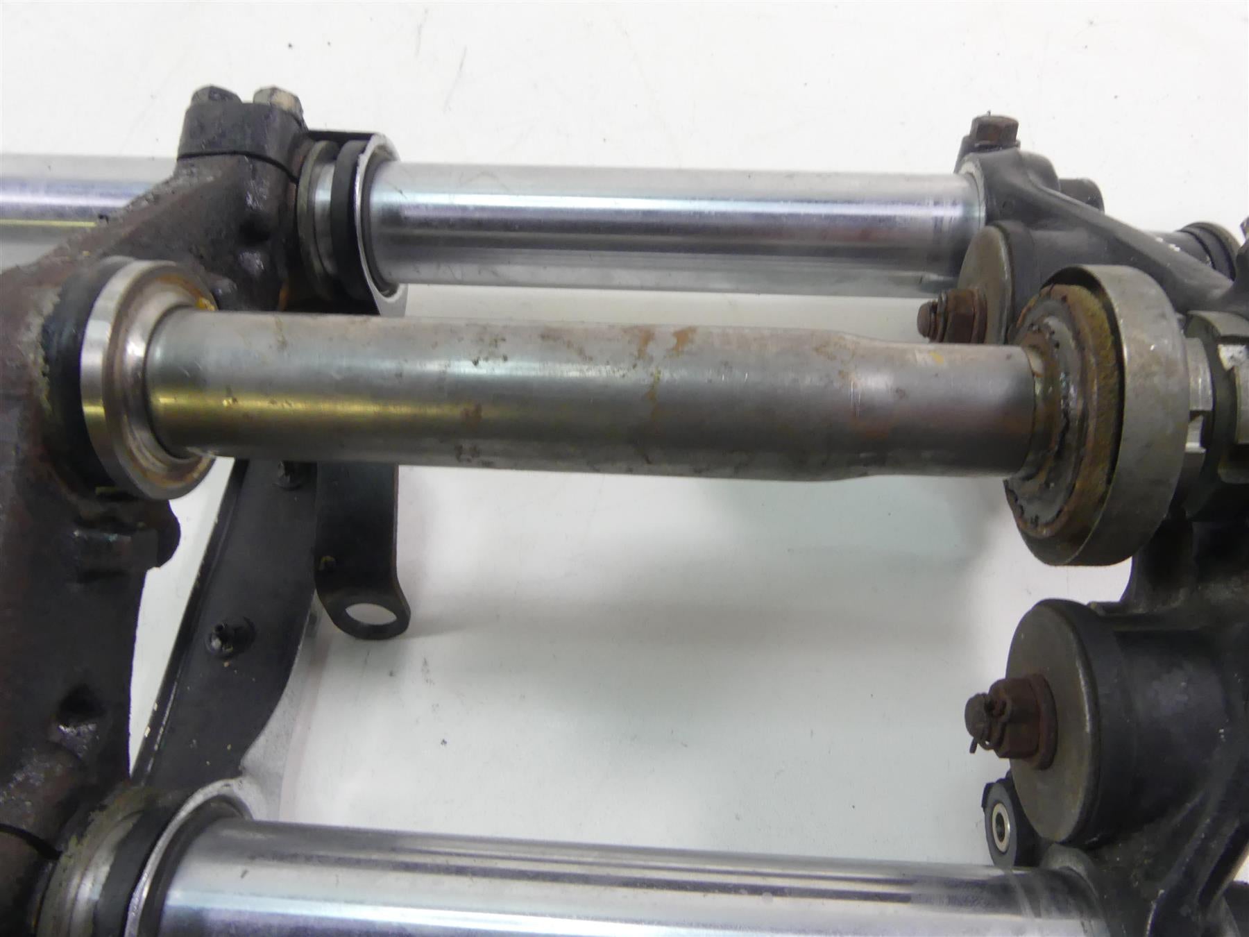 1978 Yamaha XS650 SE Special Front Fork Triple Tree Axle Set 3L1-23101-00-00 {{ shop.shopifyCountryName }} - Mototech271