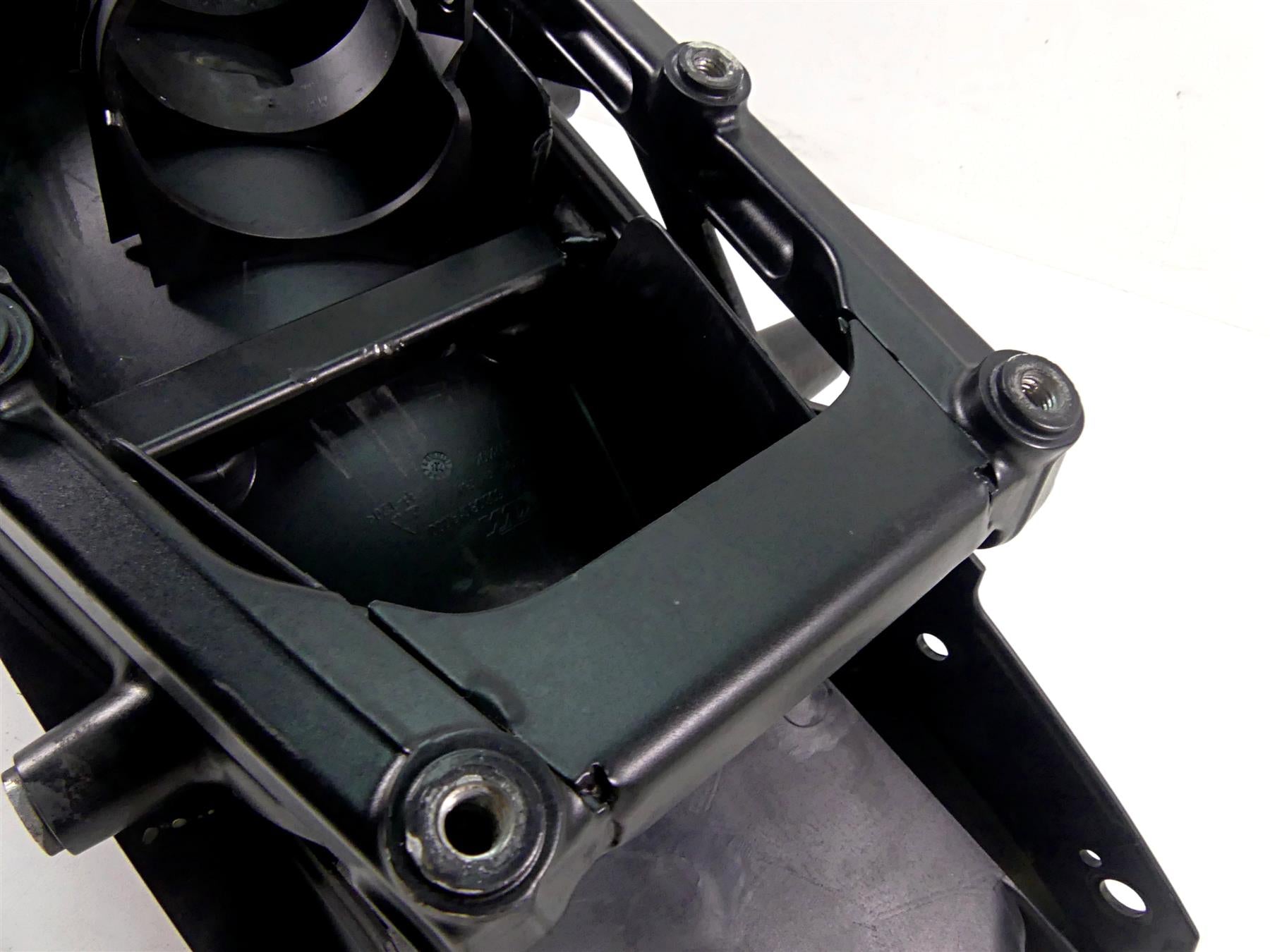 2015 KTM 1190 Adventure Straight Subframe & Inner Fender 6030300200033 {{ shop.shopifyCountryName }} - Mototech271