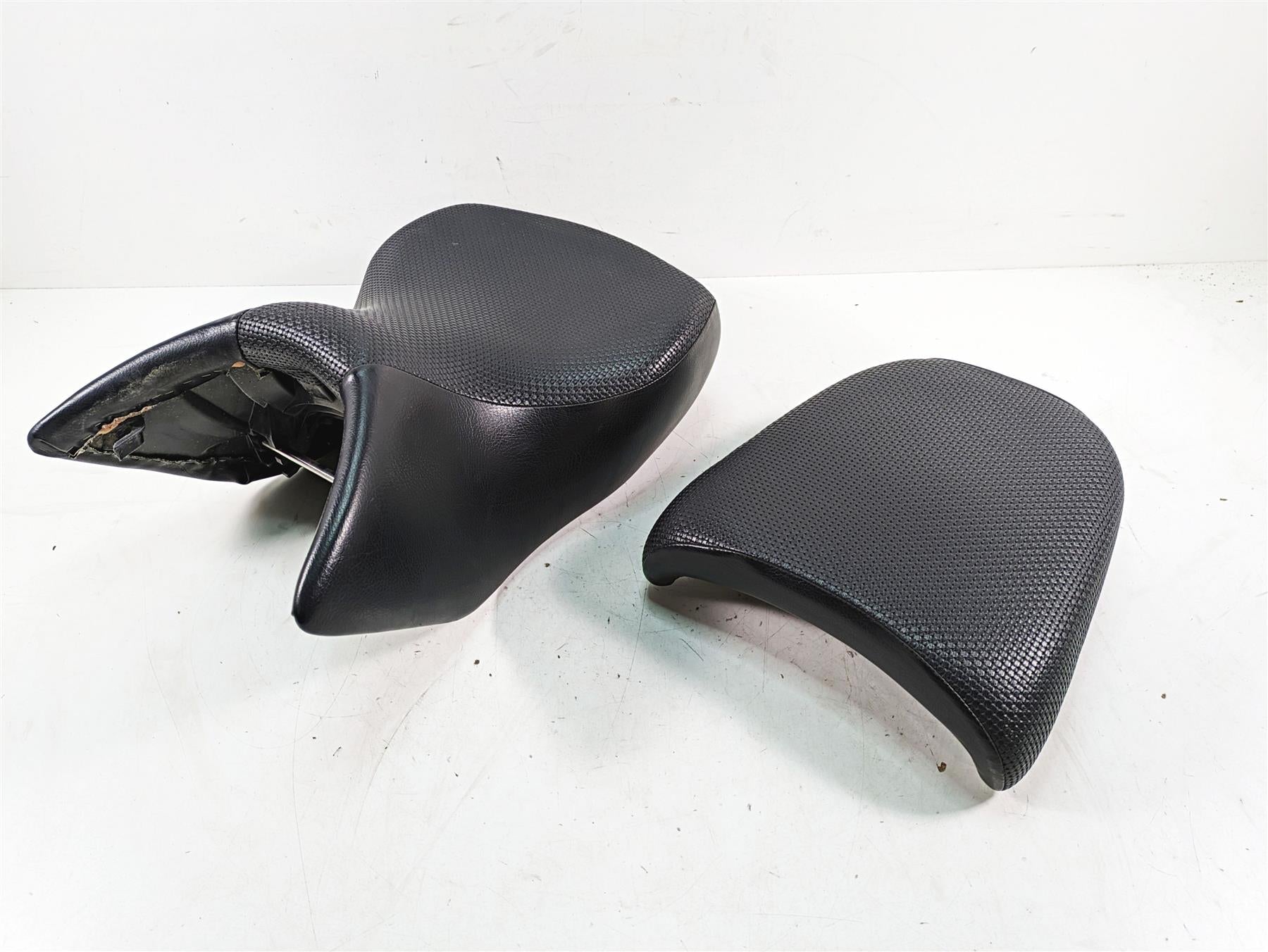 2007 BMW R1200GS K255 Adv Bill Mayer High Front Rear Seat Saddle Set 52537667720 | Mototech271