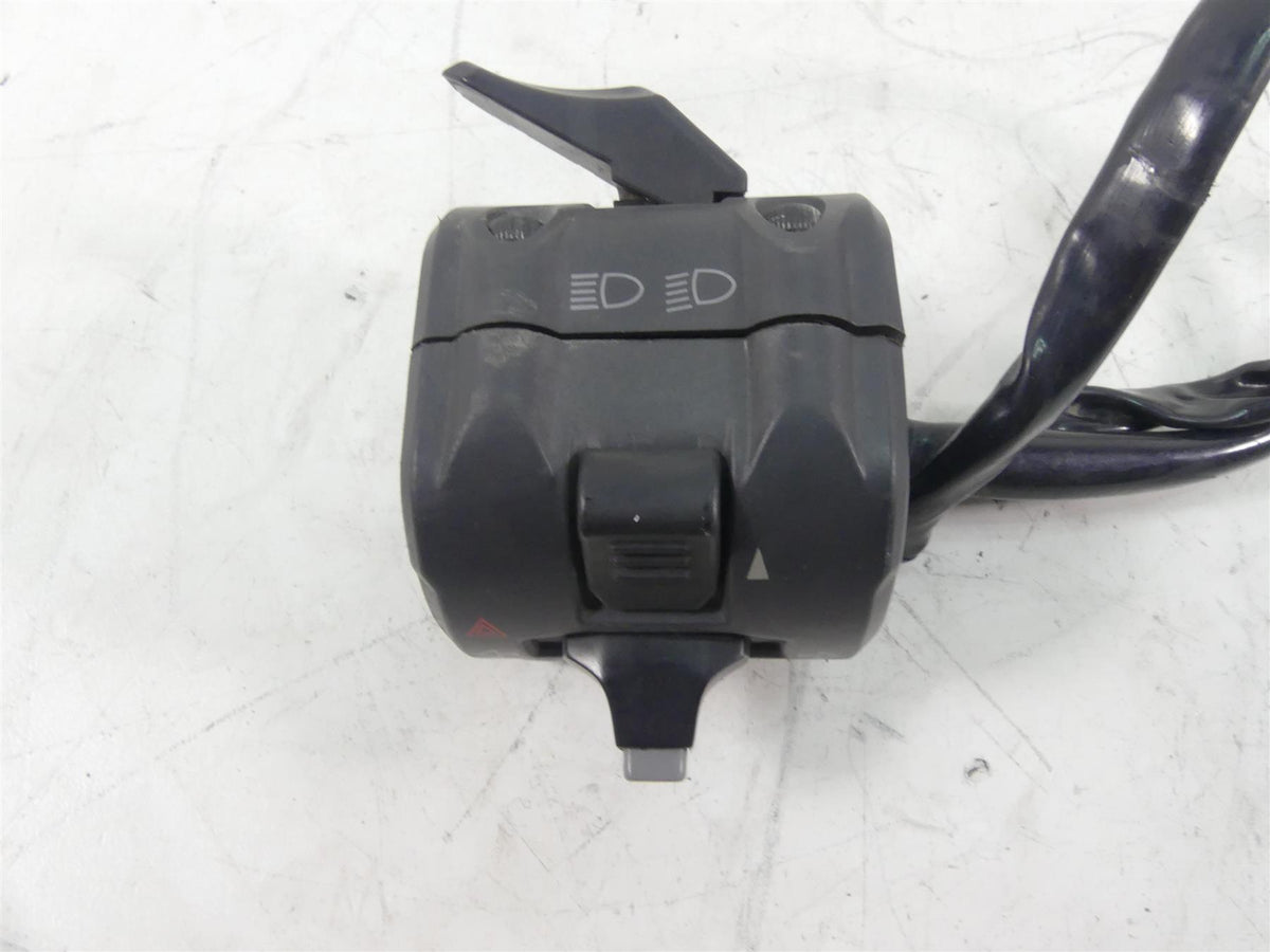 2018 Ducati Hypermotard 939 SP Left Hand Blinker Control Switch -Read 65110142A {{ shop.shopifyCountryName }} - Mototech271