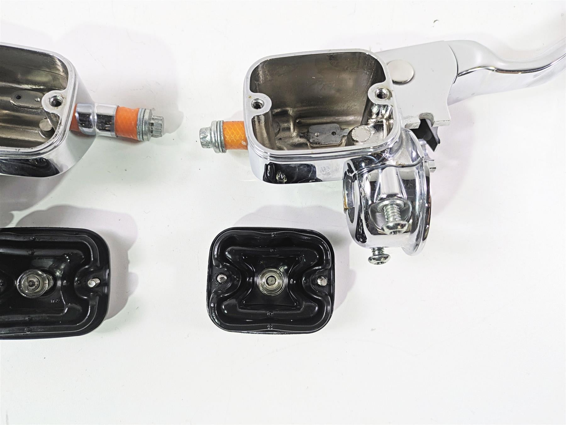 2007 Harley Touring FLHRSE CVO Road King Front Brake Clutch Master Set 41700740 {{ shop.shopifyCountryName }} - Mototech271