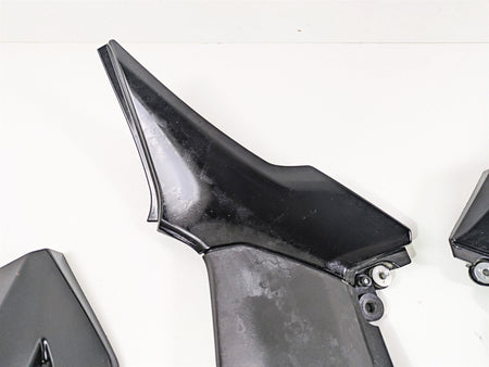 2020 Kawasaki Z900 ZR900 Oem & Xxun Moto Plastic Infill Set 7058 14093-0667 {{ shop.shopifyCountryName }} - Mototech271