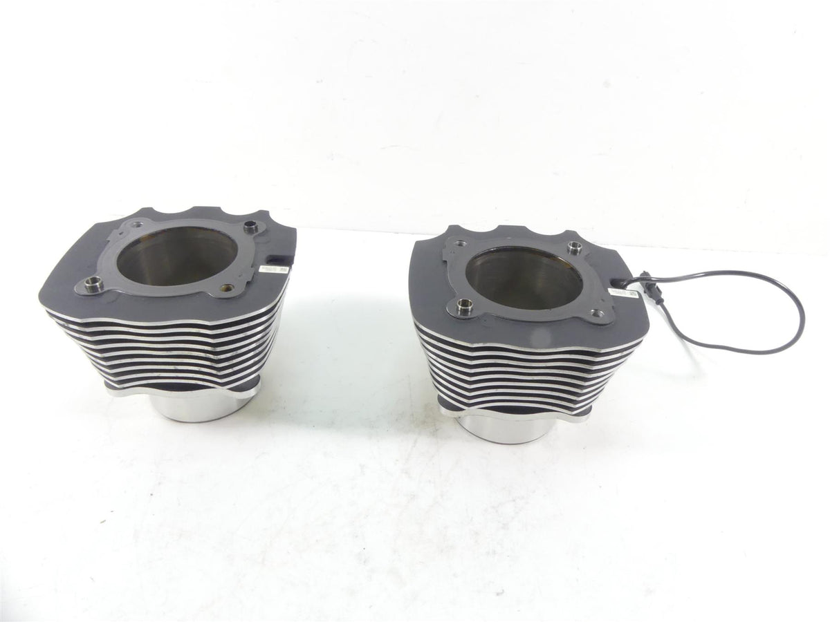 2016 Indian Chieftain Dark Horse Cylinder Barrel Jug And Piston Set 5138091 {{ shop.shopifyCountryName }} - Mototech271