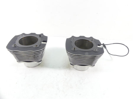2016 Indian Chieftain Dark Horse Cylinder Barrel Jug And Piston Set 5138091 {{ shop.shopifyCountryName }} - Mototech271
