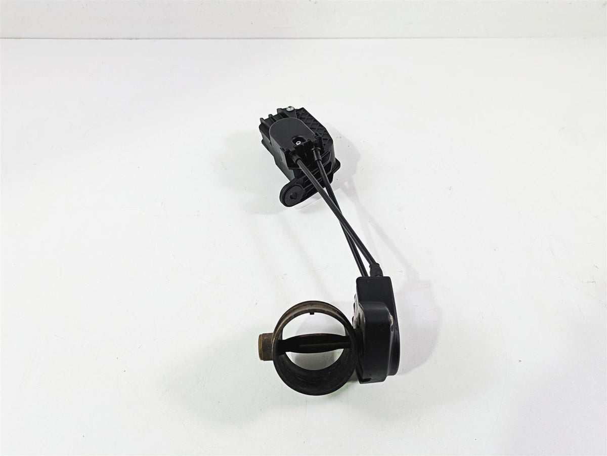 2010 BMW R1200RT K26 Exhaust Valve Flap & Servo Motor 18128521881 18128546552 {{ shop.shopifyCountryName }} - Mototech271