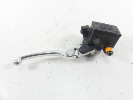 2008 Yamaha FZ1 Fazer Front Brake Master Cylinder 3C3-W2587-00-00 {{ shop.shopifyCountryName }} - Mototech271