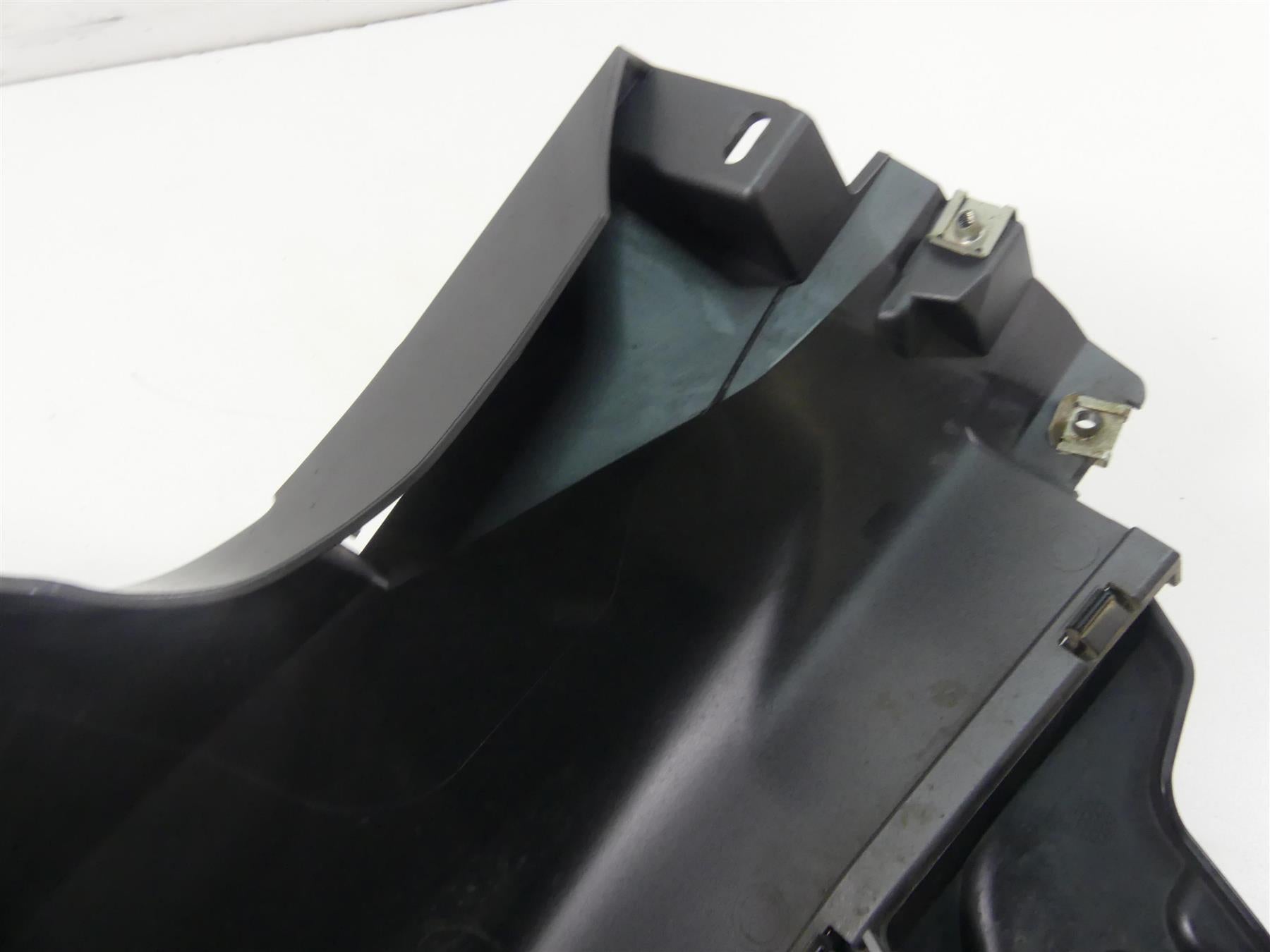 2019 BMW R1250GS K50 Left Main Tank Fairing Cover 46638563501 46638556635 {{ shop.shopifyCountryName }} - Mototech271
